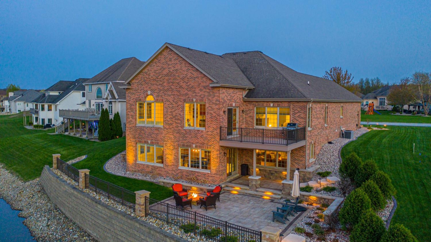 8200 Doubletree Court