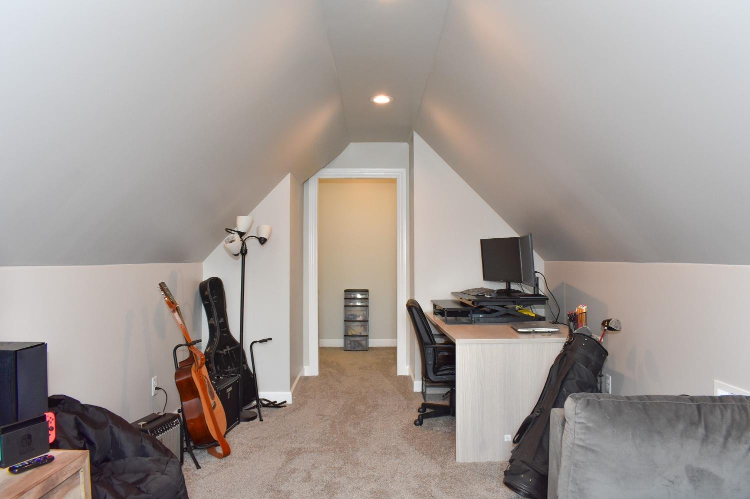 10589 Erie Drive