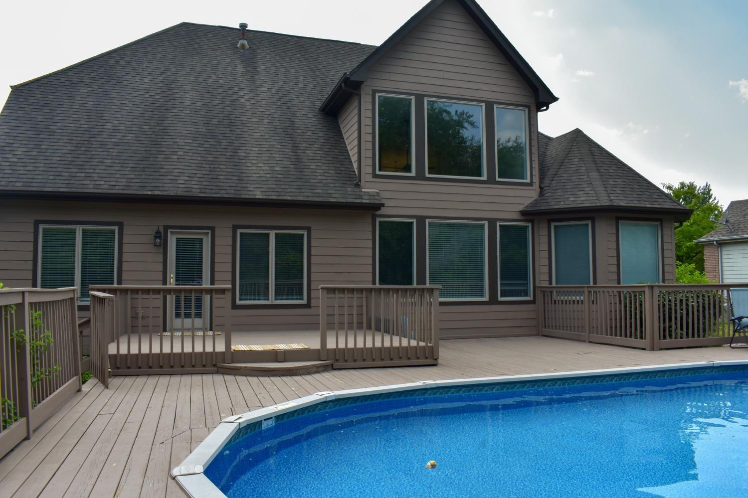 10589 Erie Drive