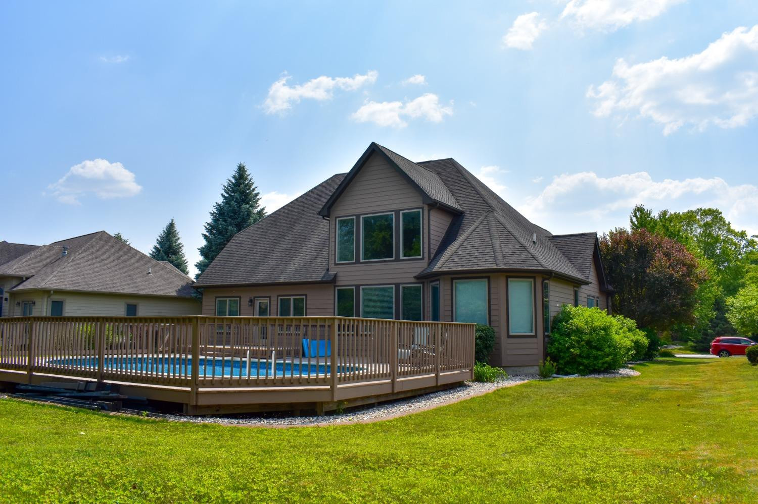 10589 Erie Drive
