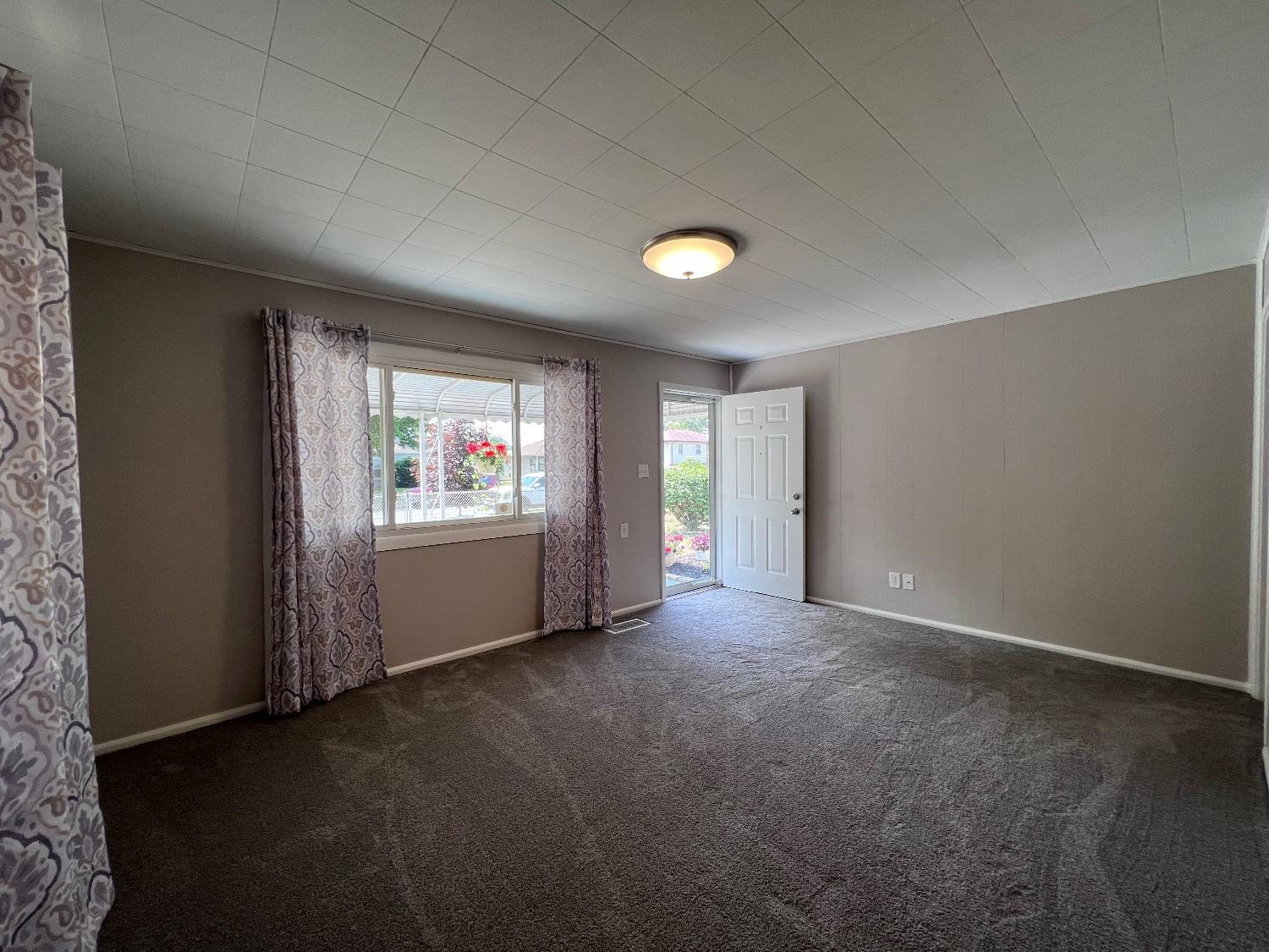 7605 Chestnut Avenue