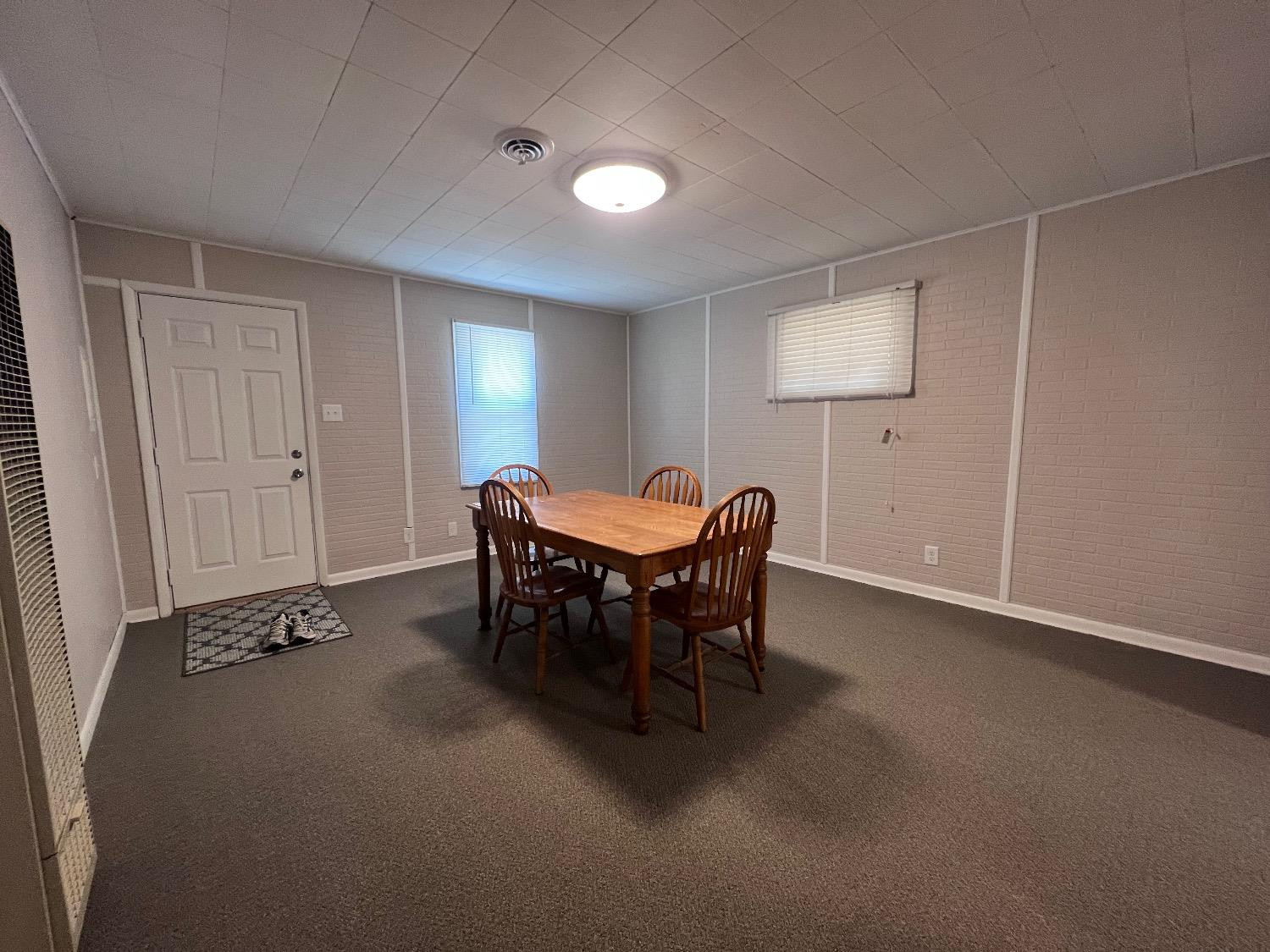 7605 Chestnut Avenue