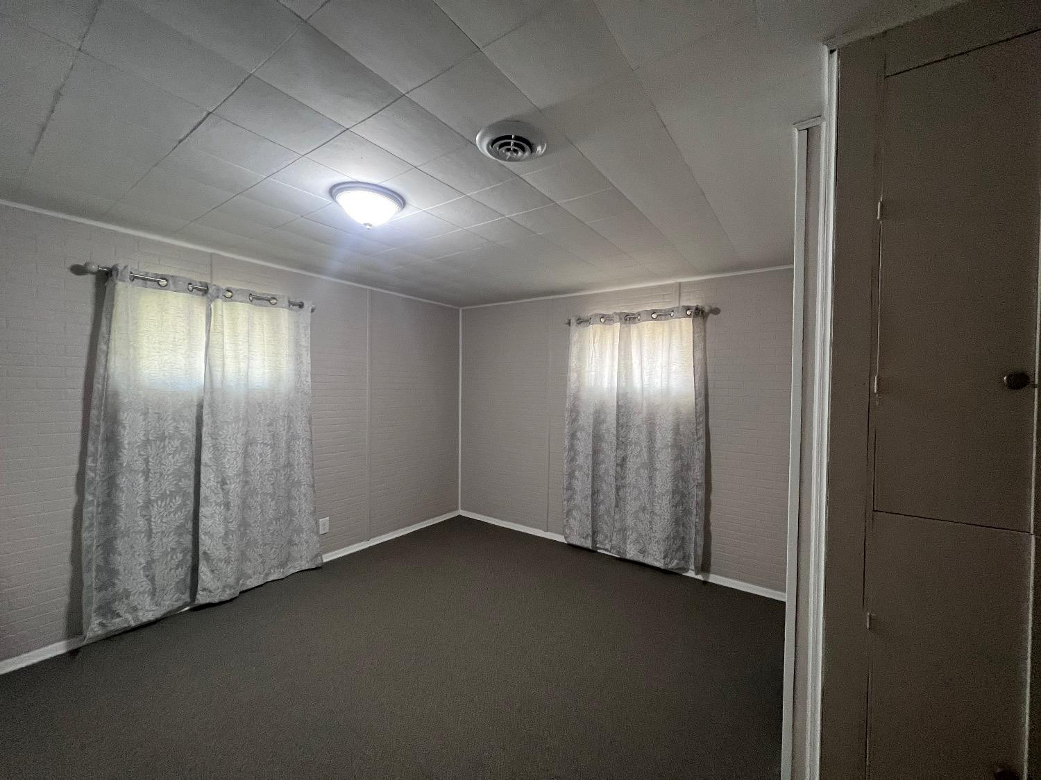 7605 Chestnut Avenue