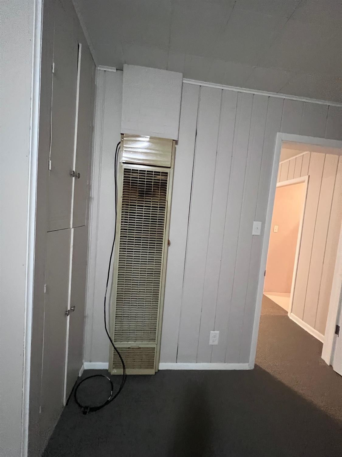 7605 Chestnut Avenue