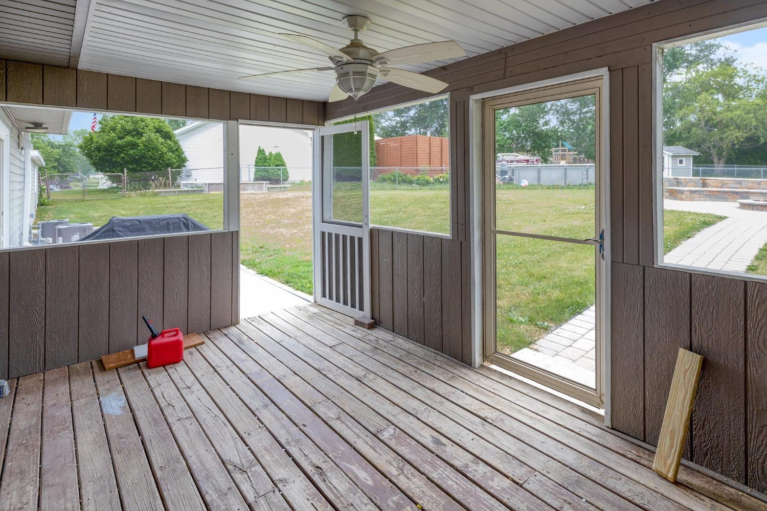 2212 Elm Tree Lane