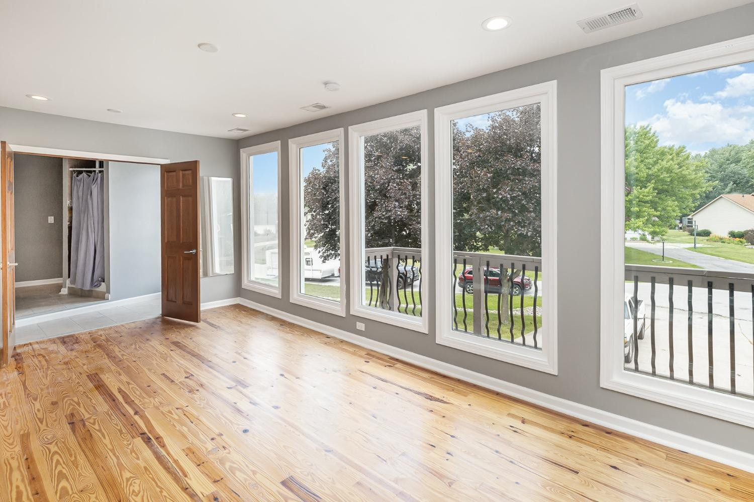 2212 Elm Tree Lane