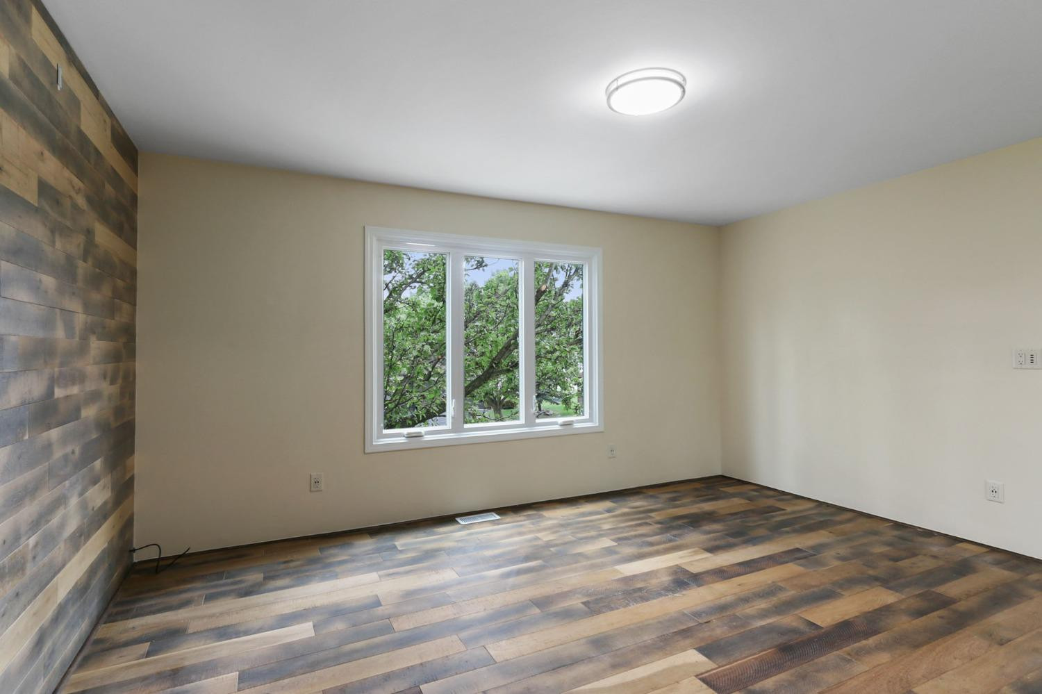 5050 Spinnaker Lane C