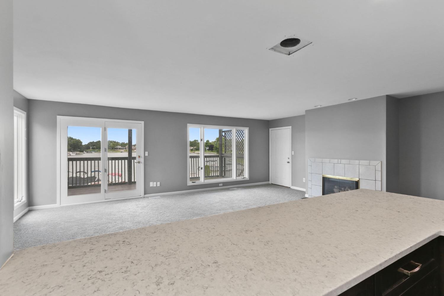 5050 Spinnaker Lane C