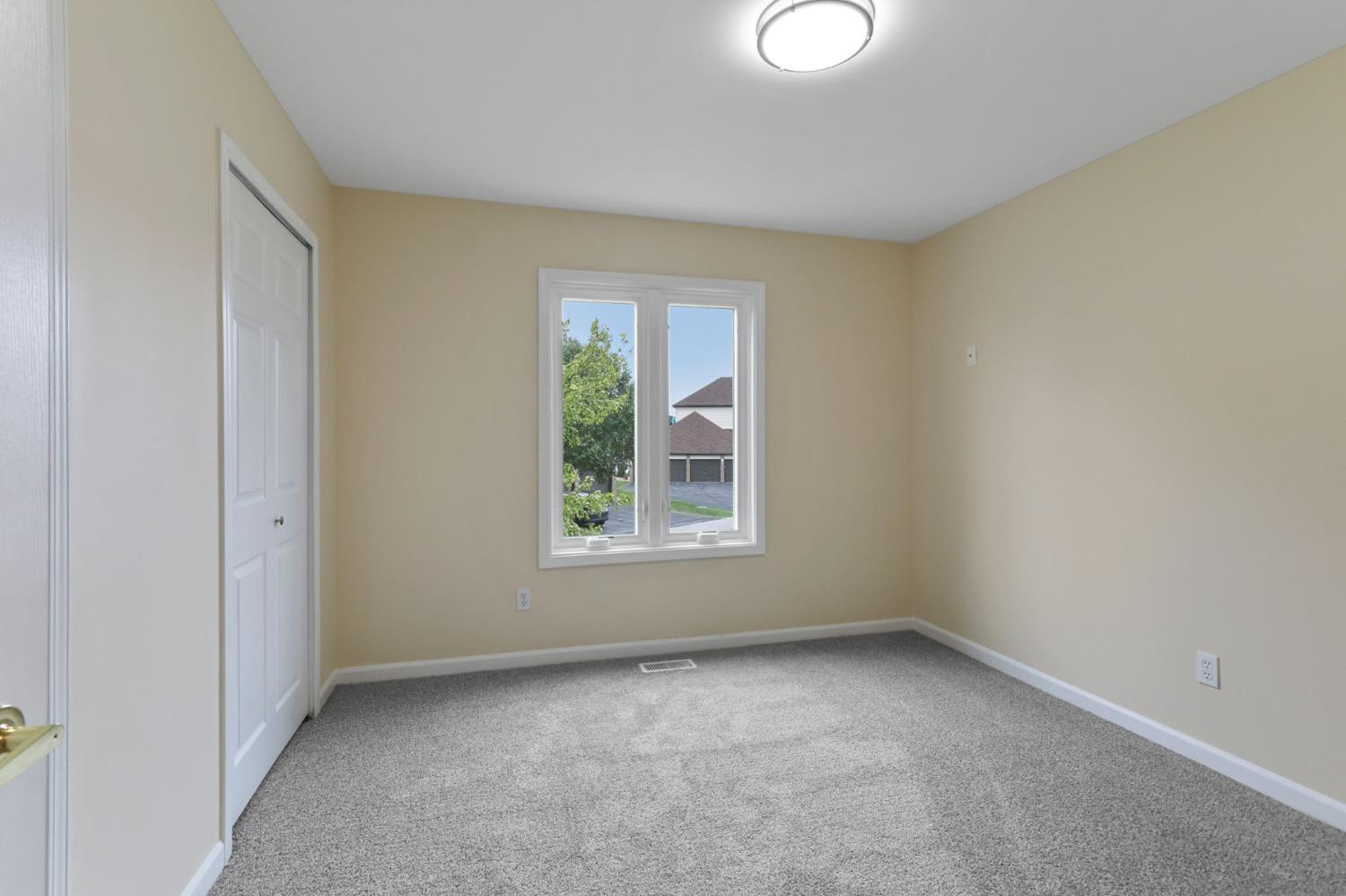 5050 Spinnaker Lane C