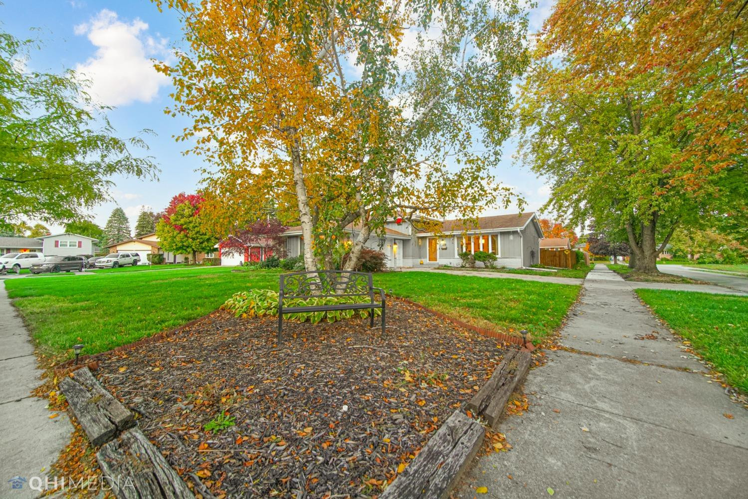 9135 Crestwood Court