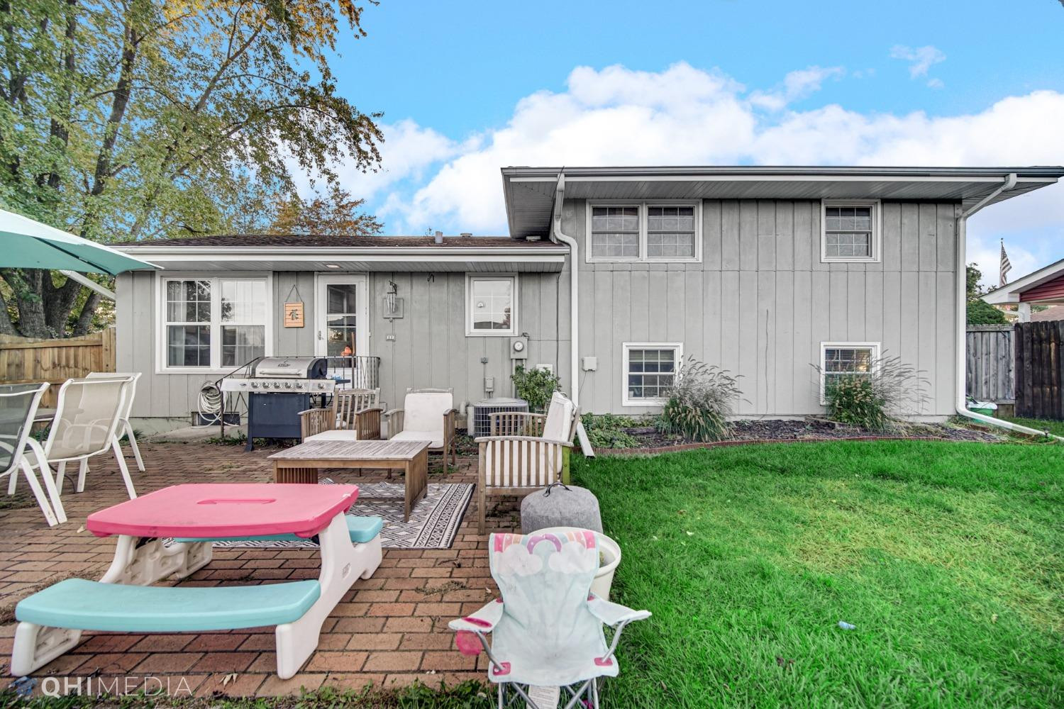 9135 Crestwood Court