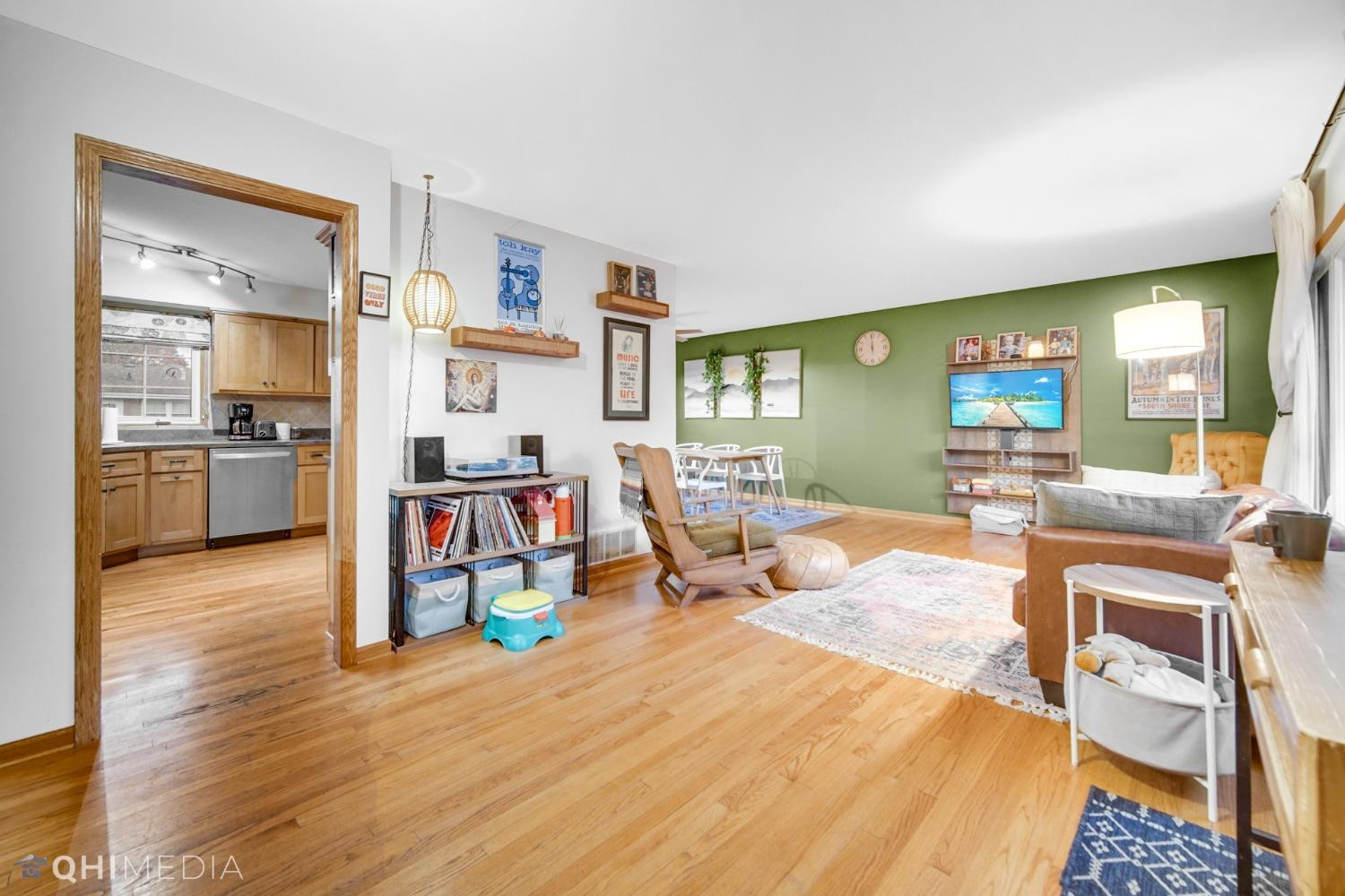 9135 Crestwood Court
