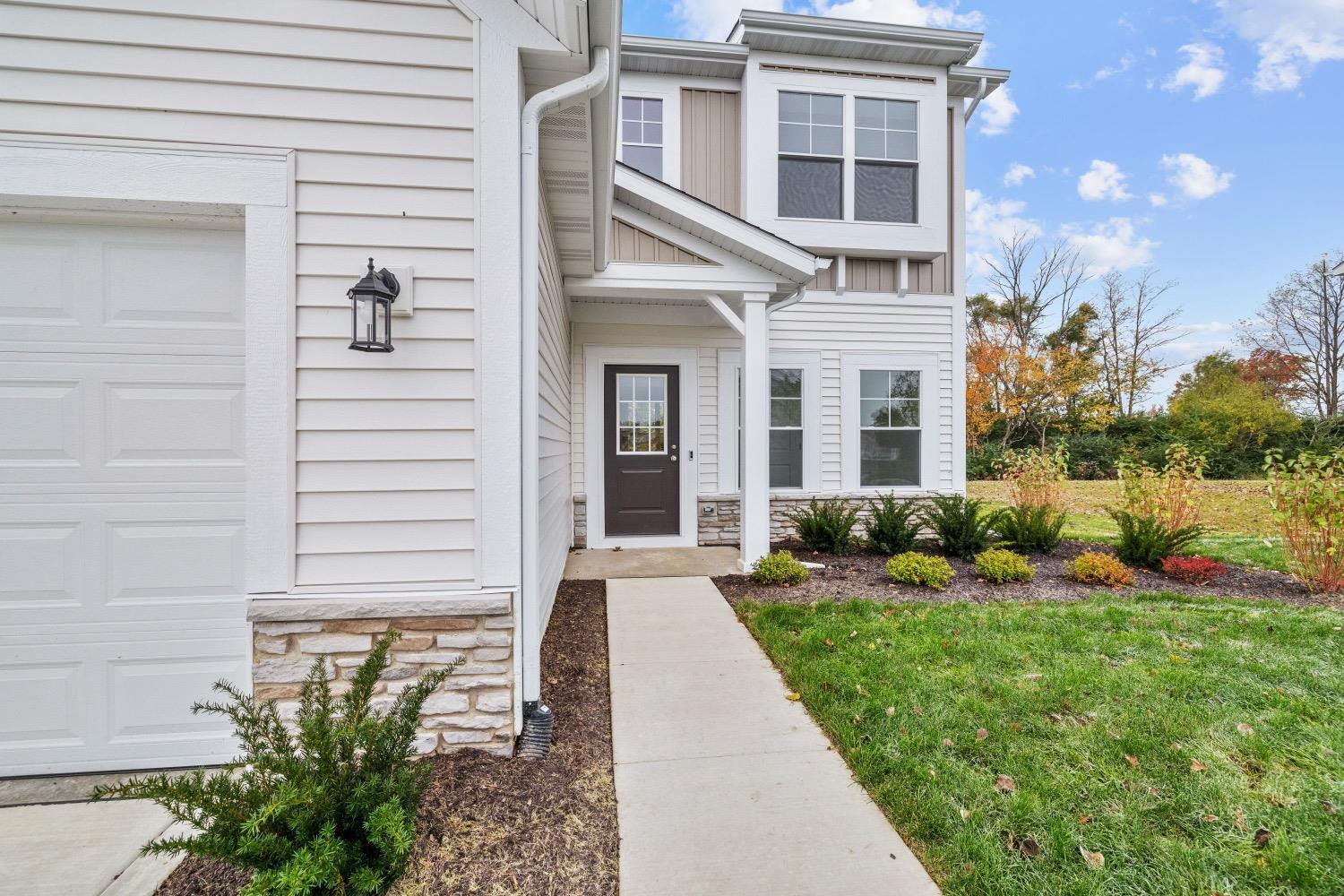 2460 Dunewood Street