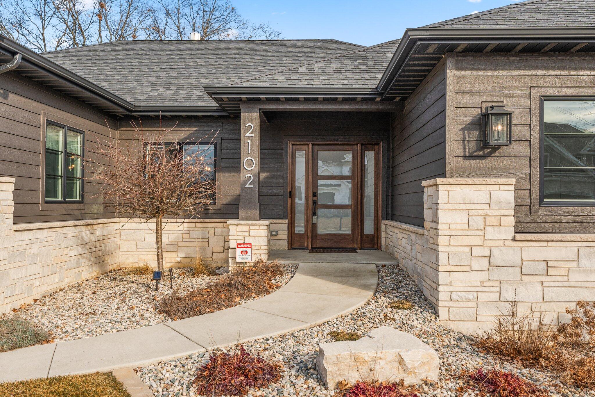 2102 Louis Drive