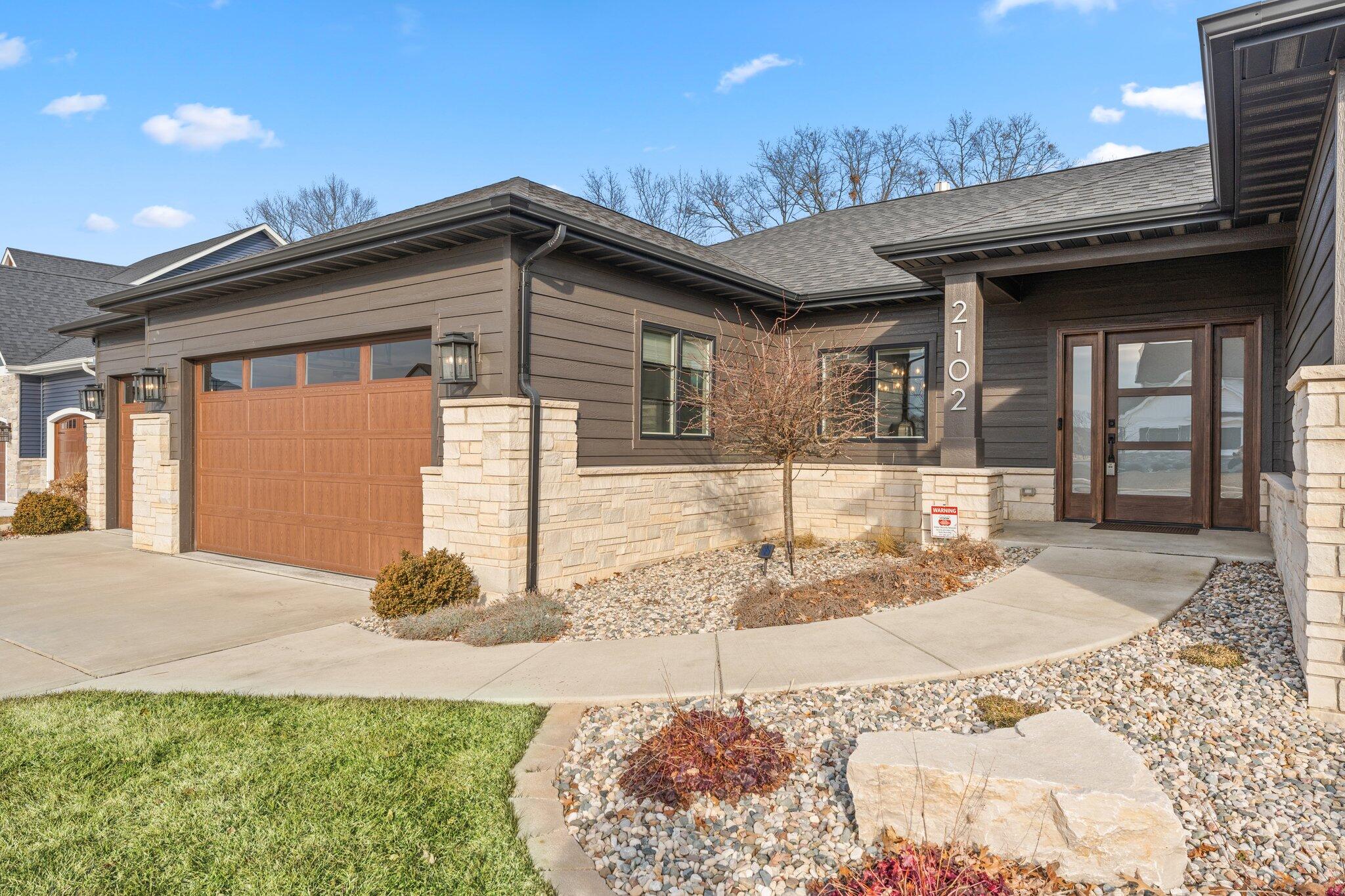 2102 Louis Drive