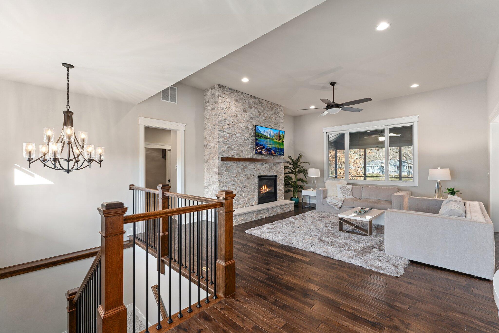2102 Louis Drive