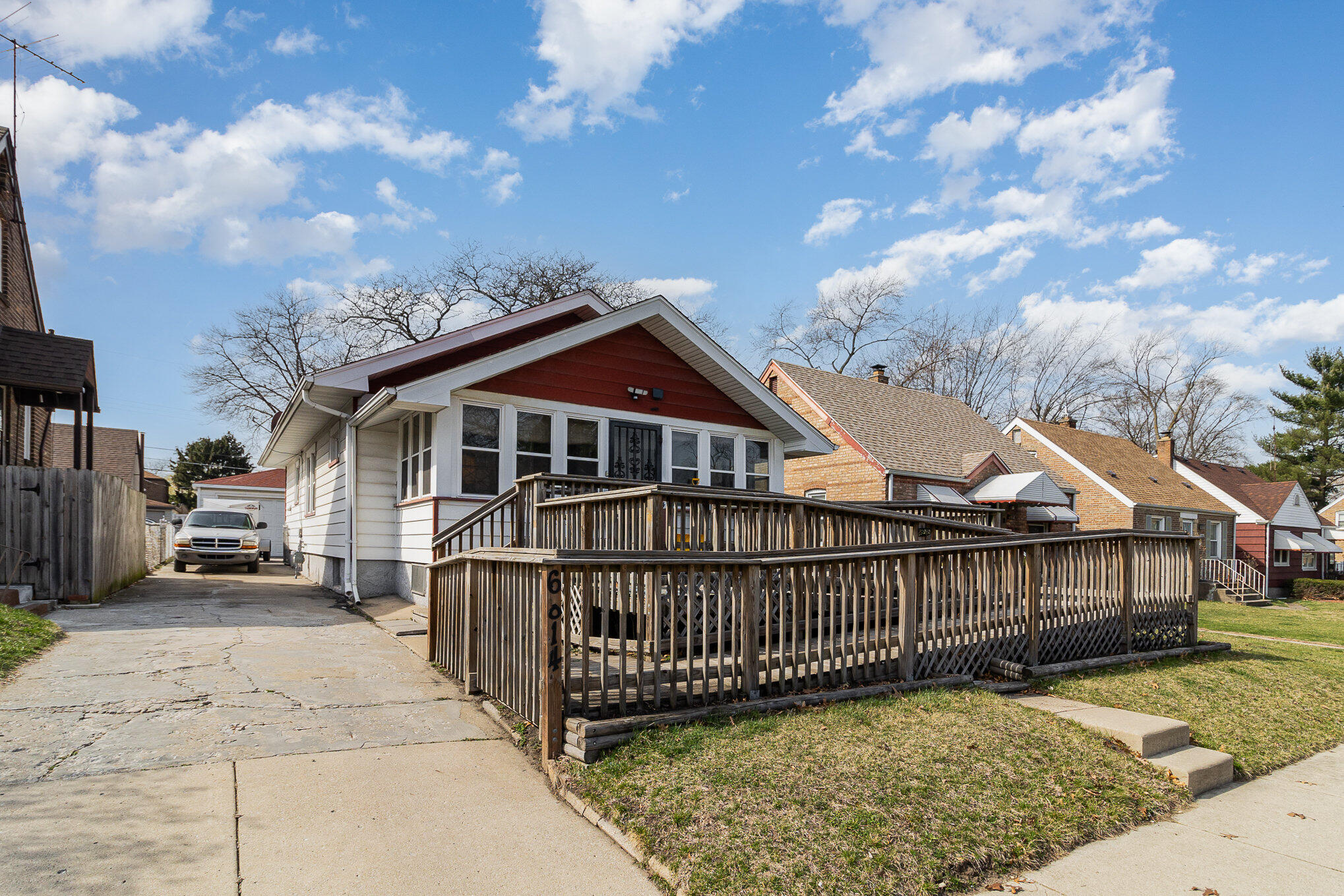 6814 Schneider Avenue