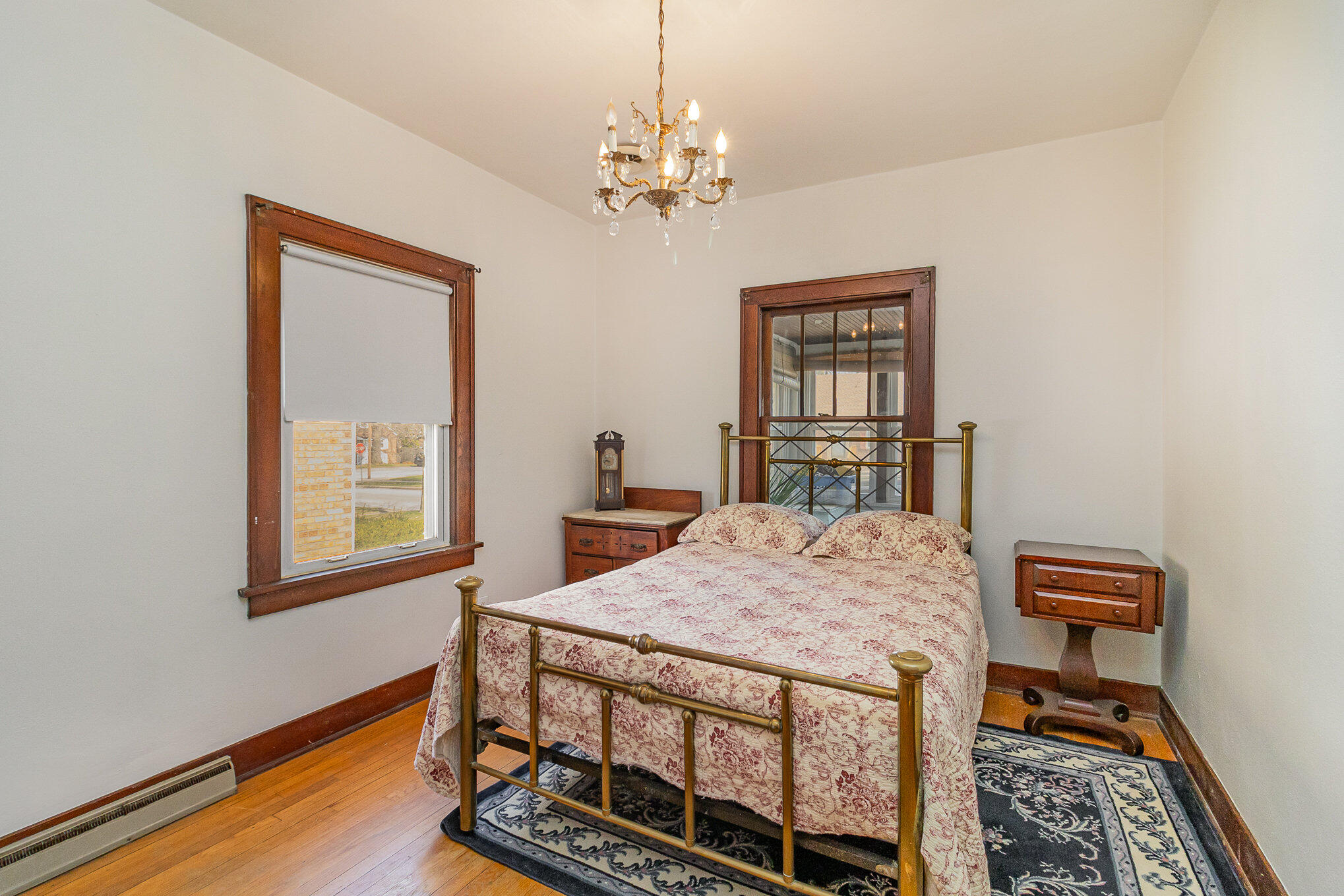 6814 Schneider Avenue