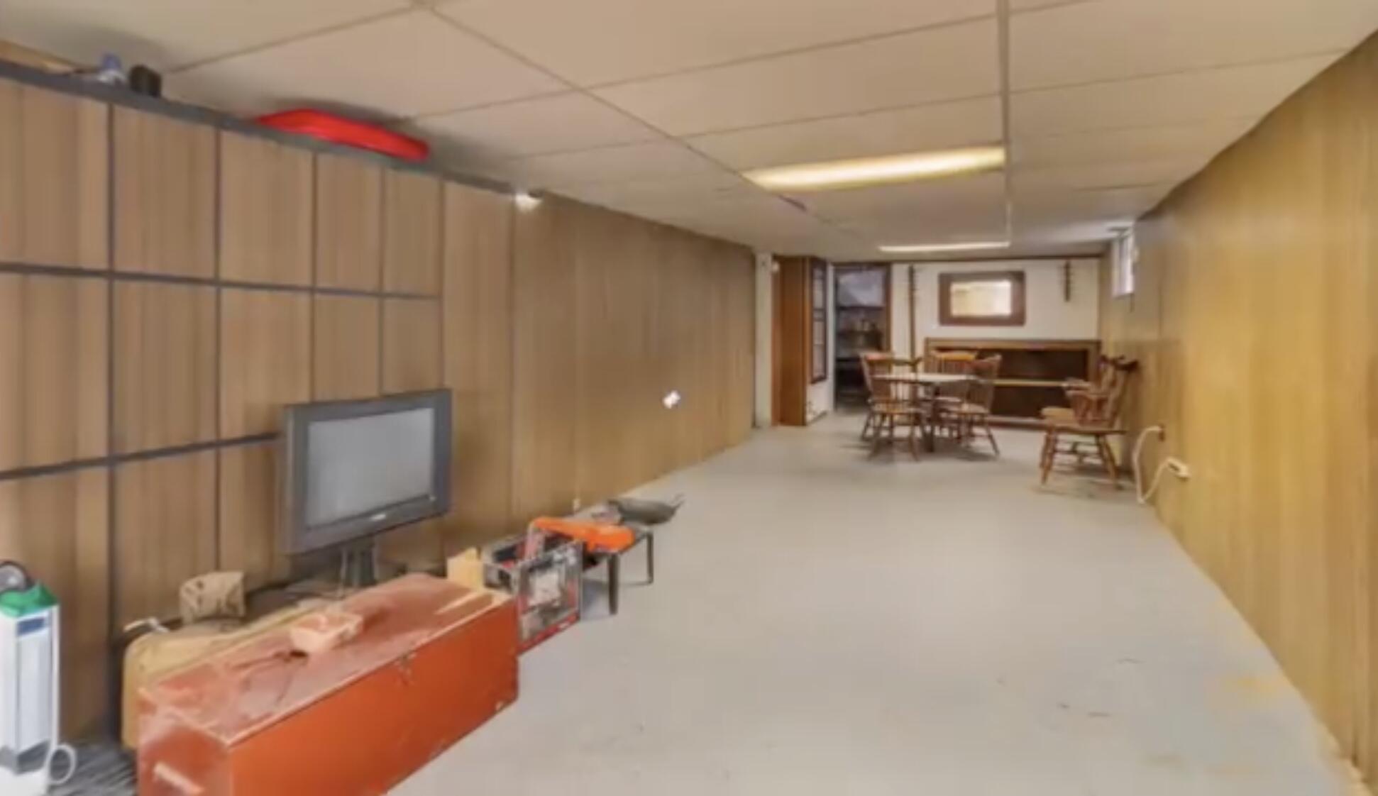 6814 Schneider Avenue