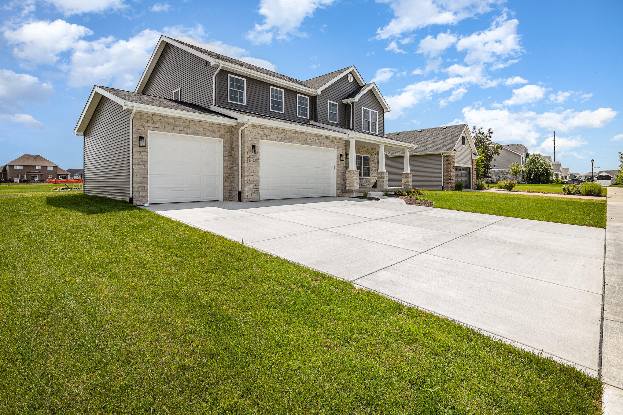 10125 Golden Crest Drive