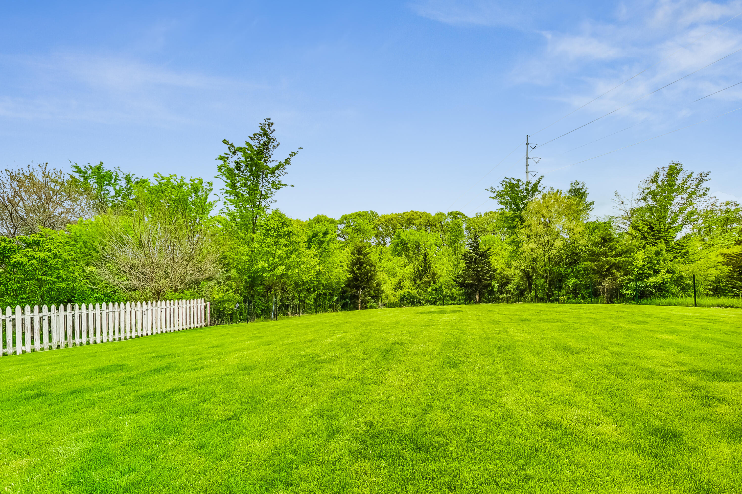 817 Appletree Drive