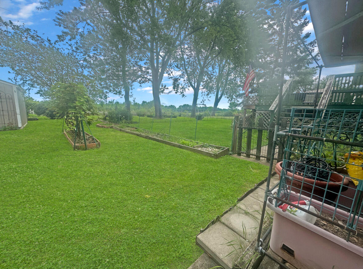 3912 Brookside Drive