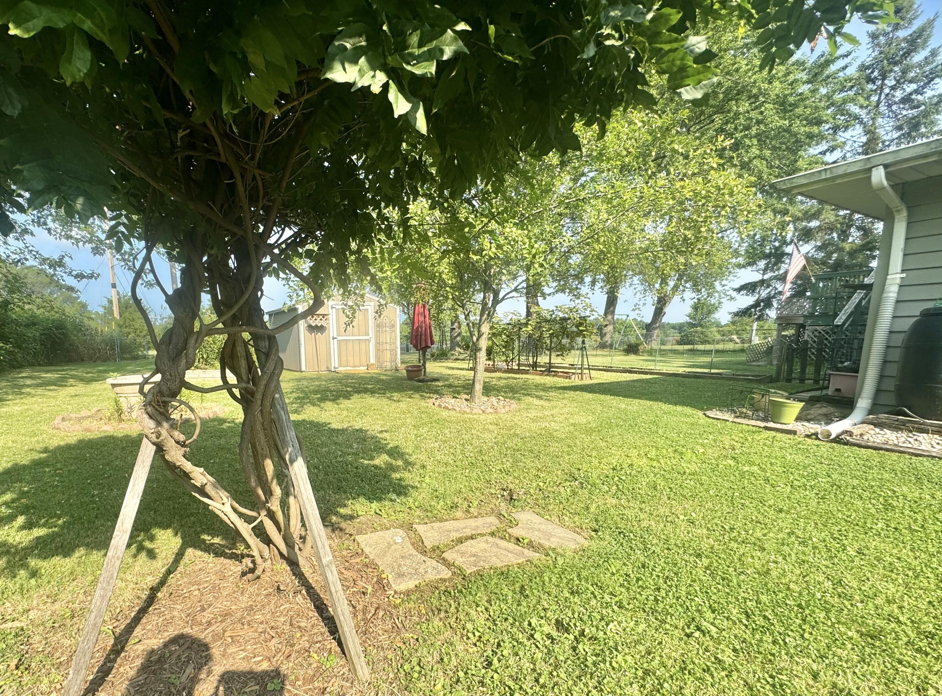 3912 Brookside Drive