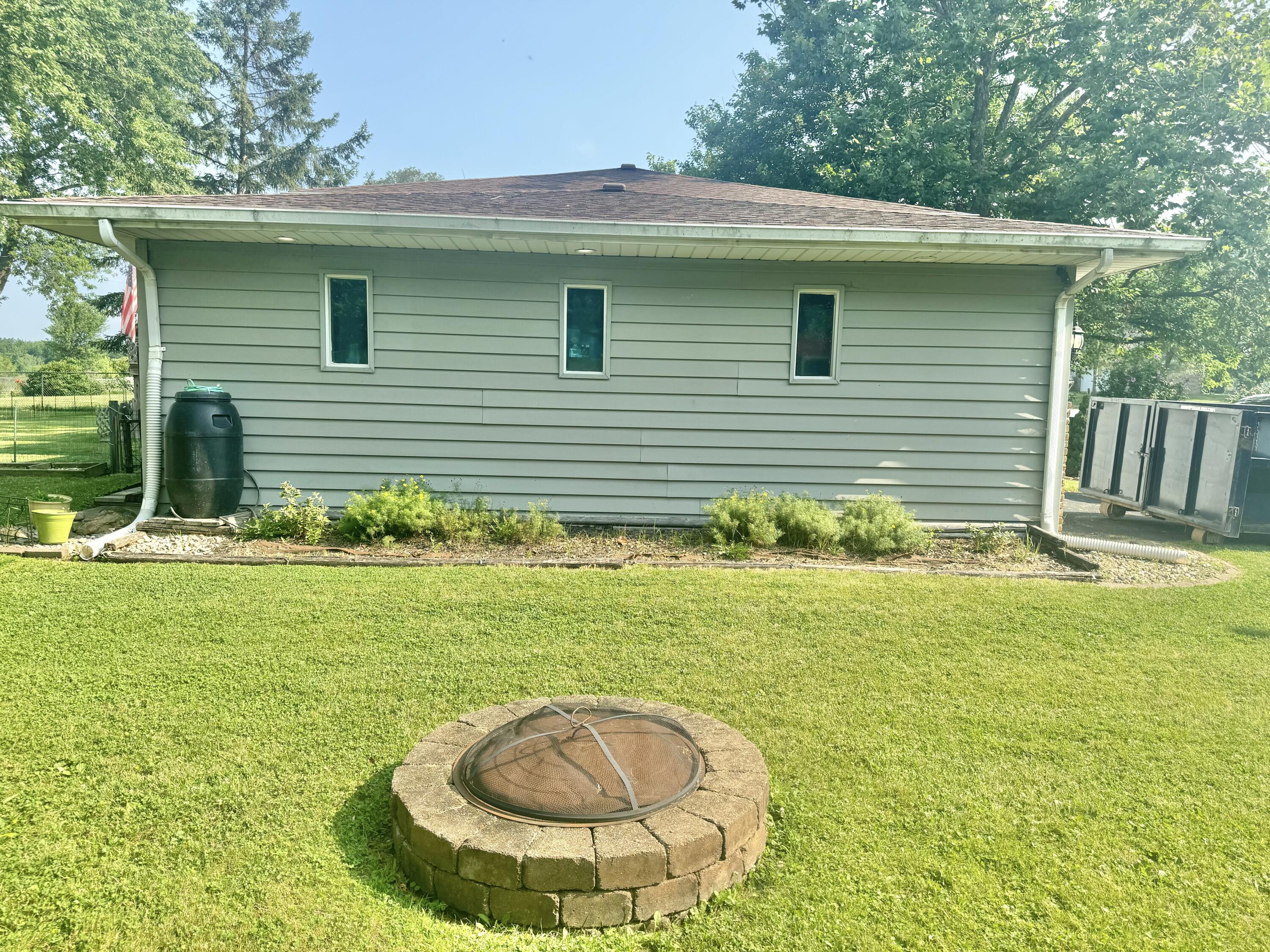 3912 Brookside Drive