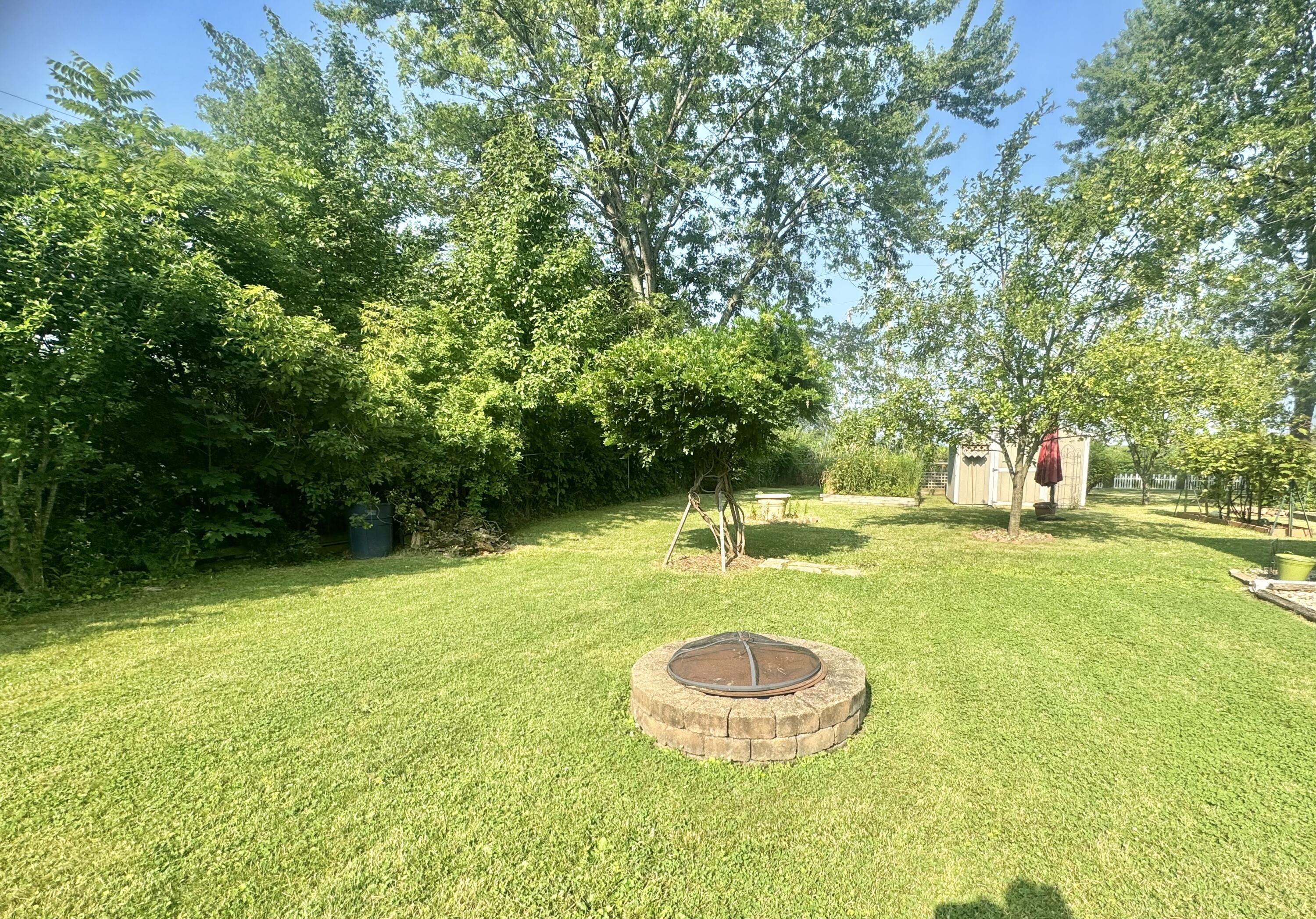 3912 Brookside Drive