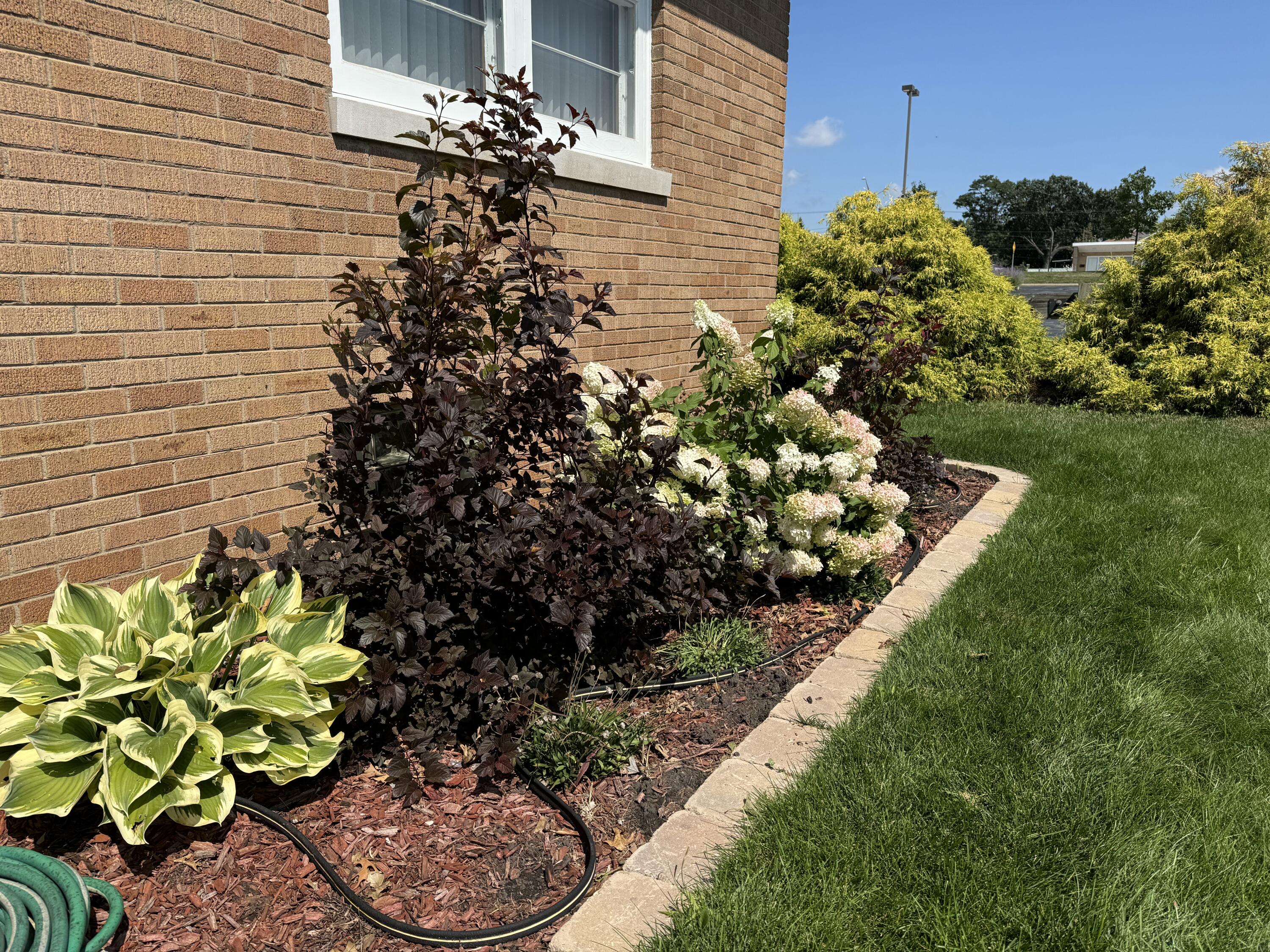 6920 SCHNEIDER Avenue