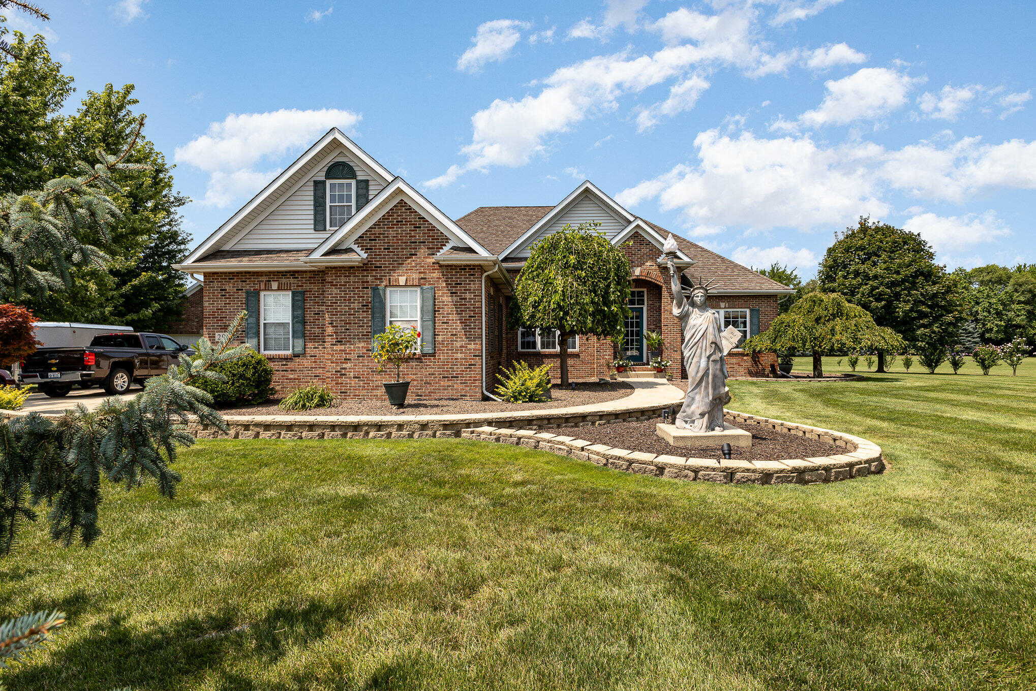 290 S Fieldstone Drive