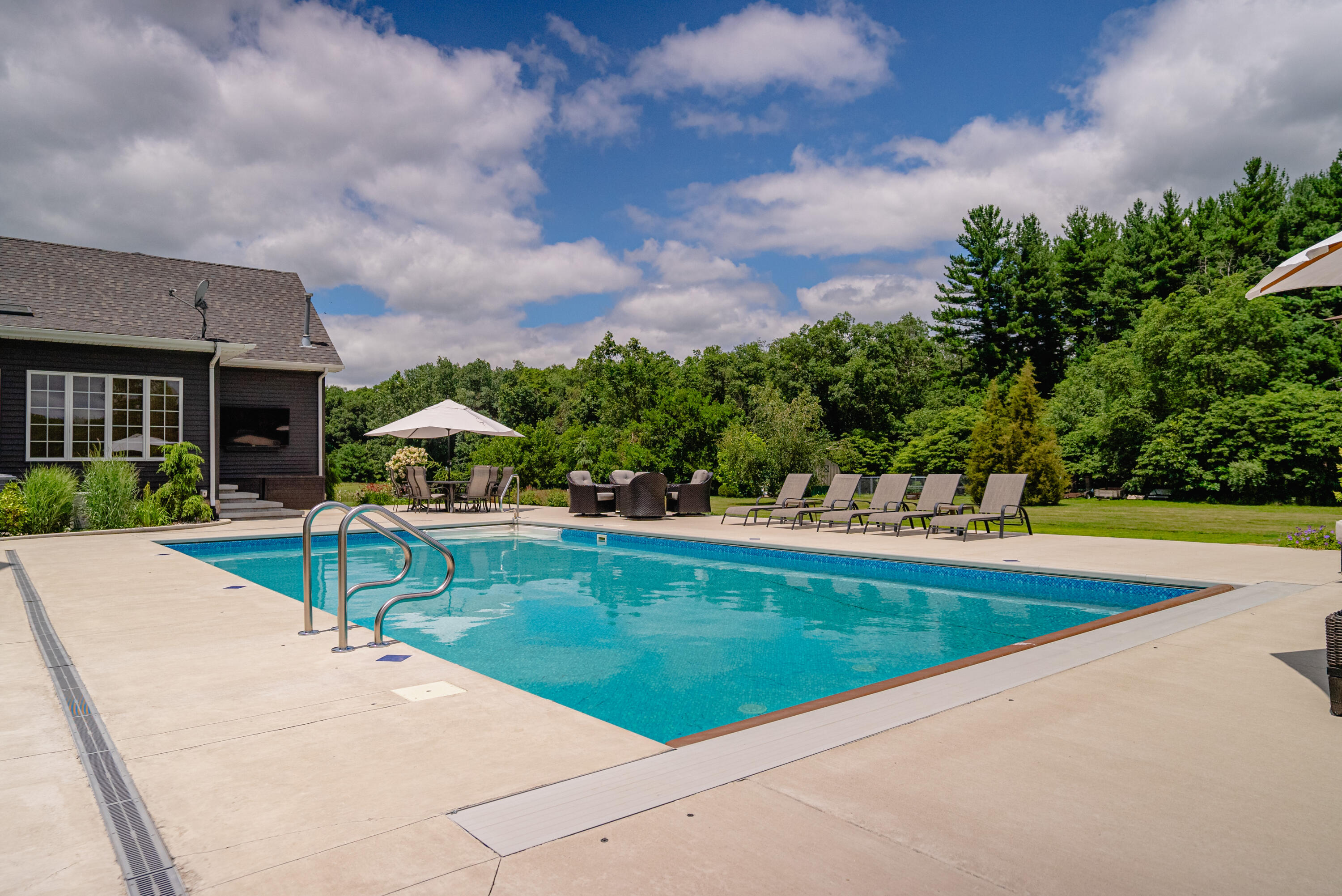 6160 Owen Court