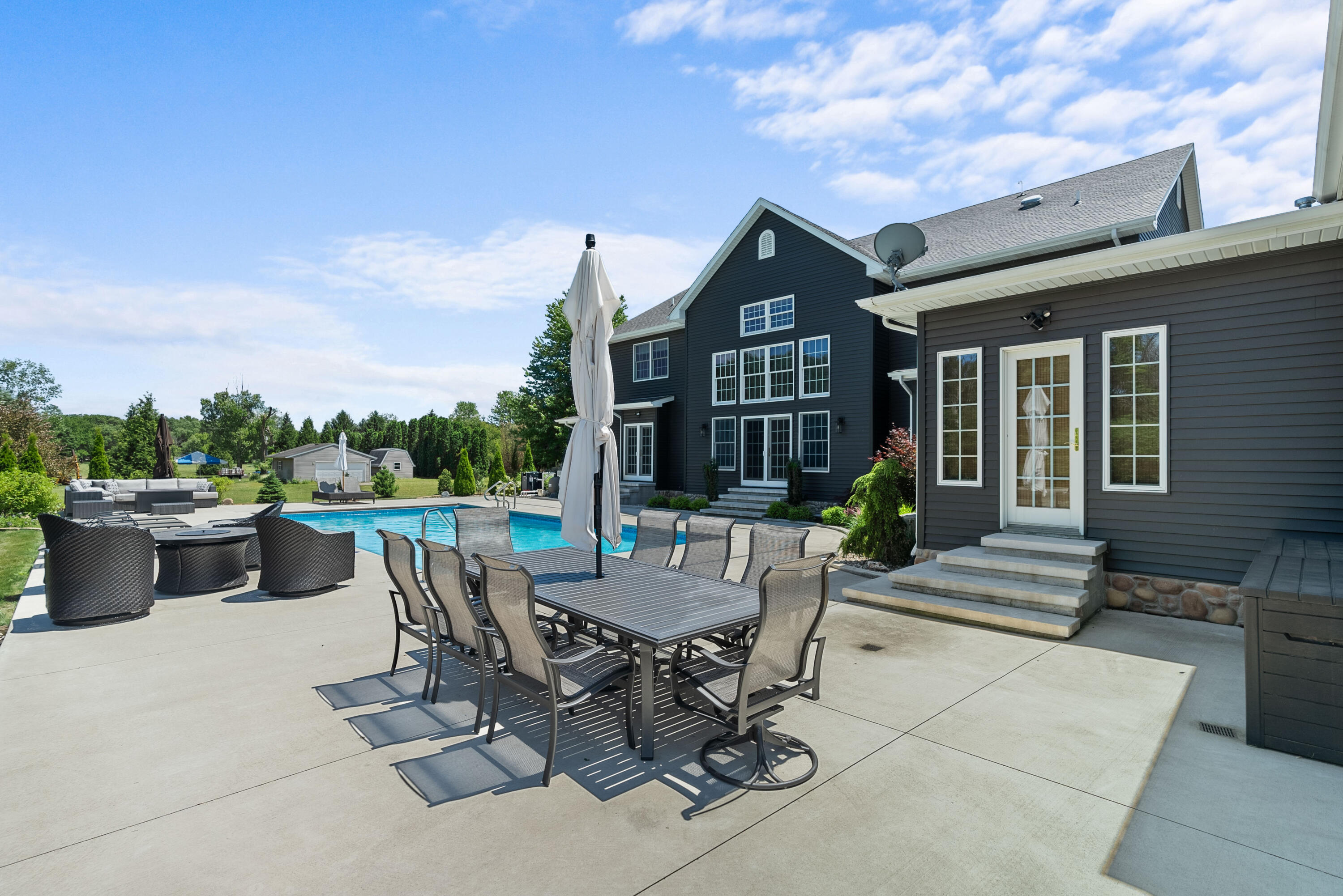 6160 Owen Court