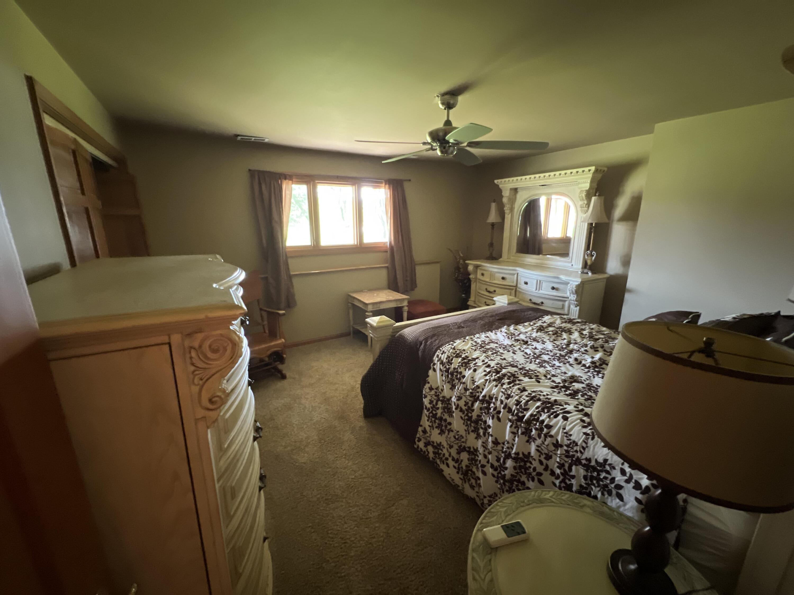 1576 Sunnyslope Drive