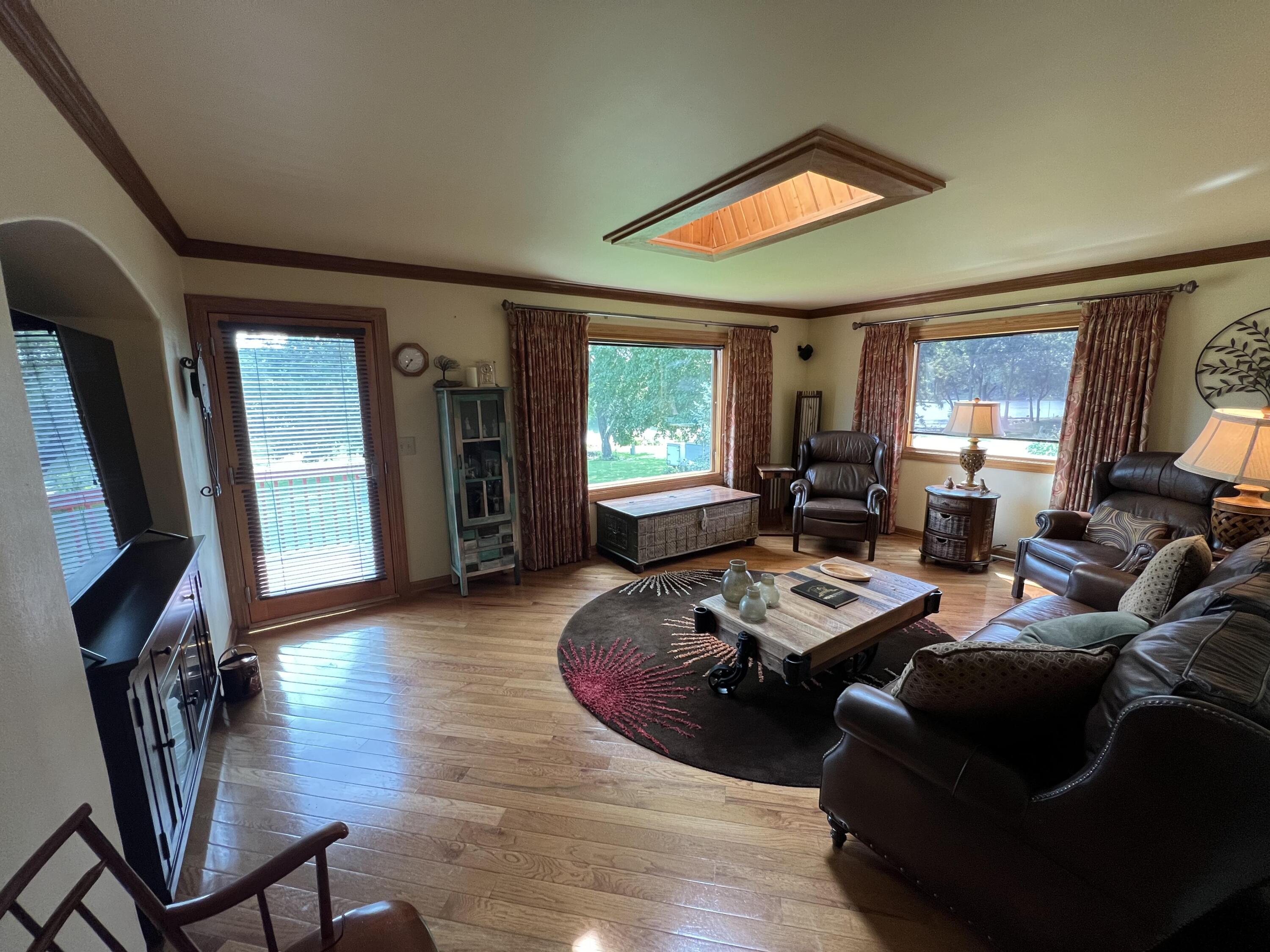 1576 Sunnyslope Drive