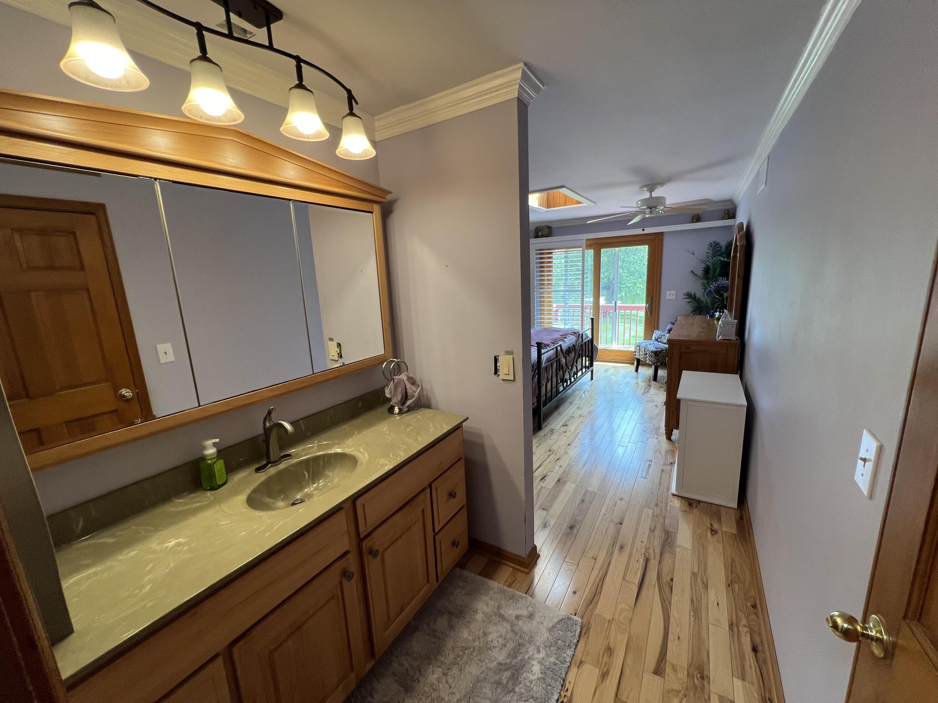 1576 Sunnyslope Drive