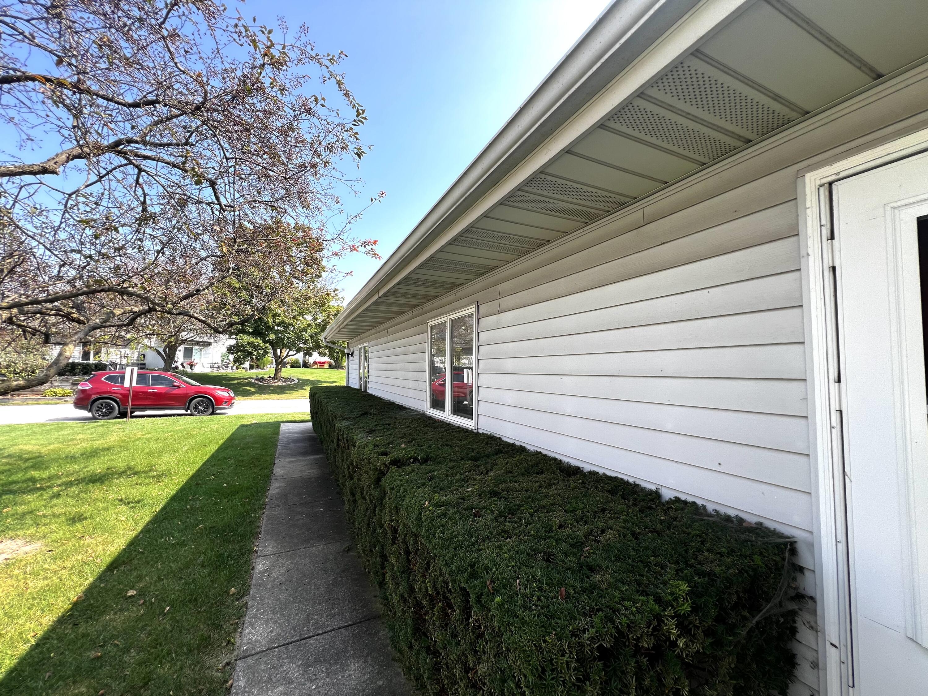 2581 Brookwood Drive