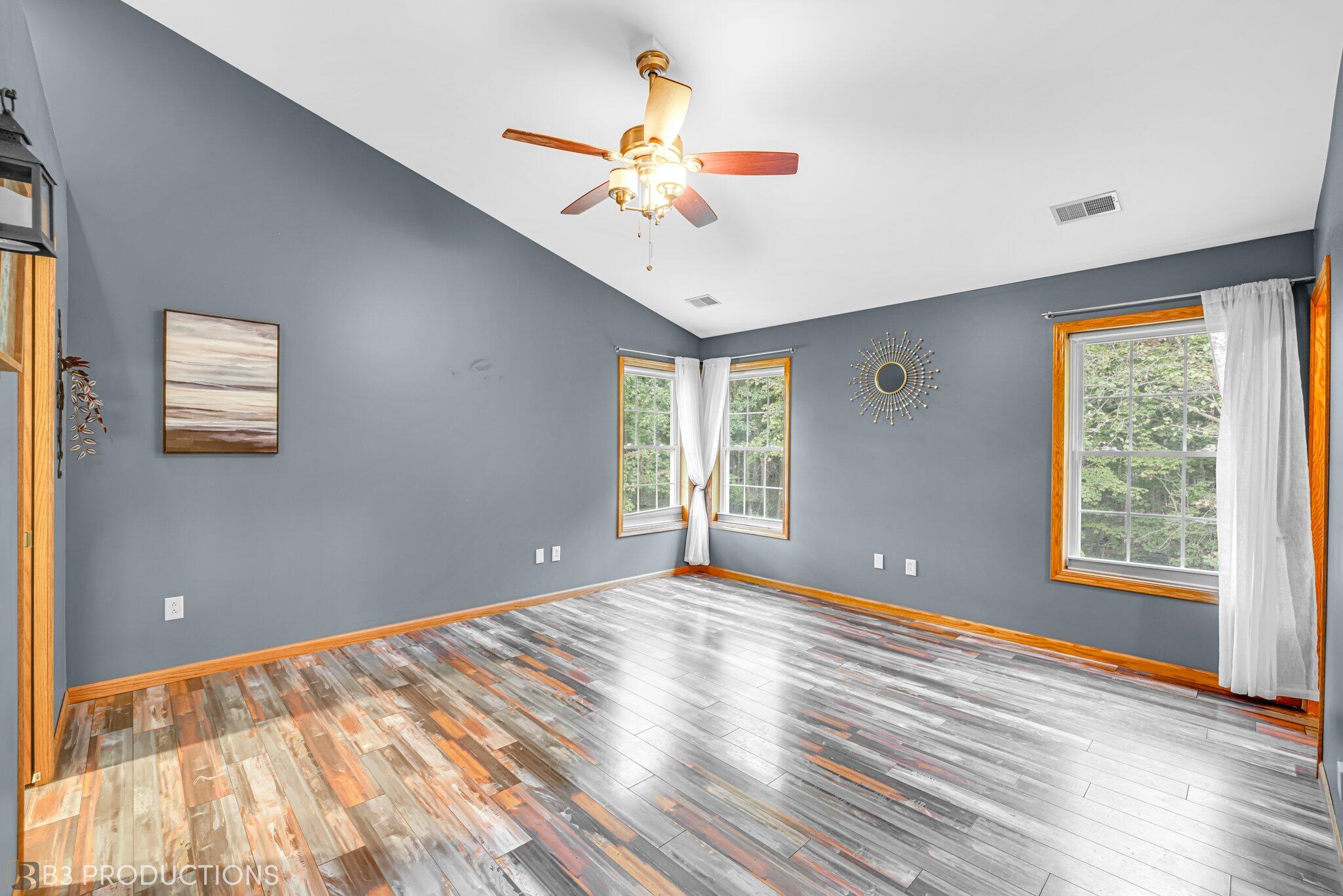 272 Castlewood Drive
