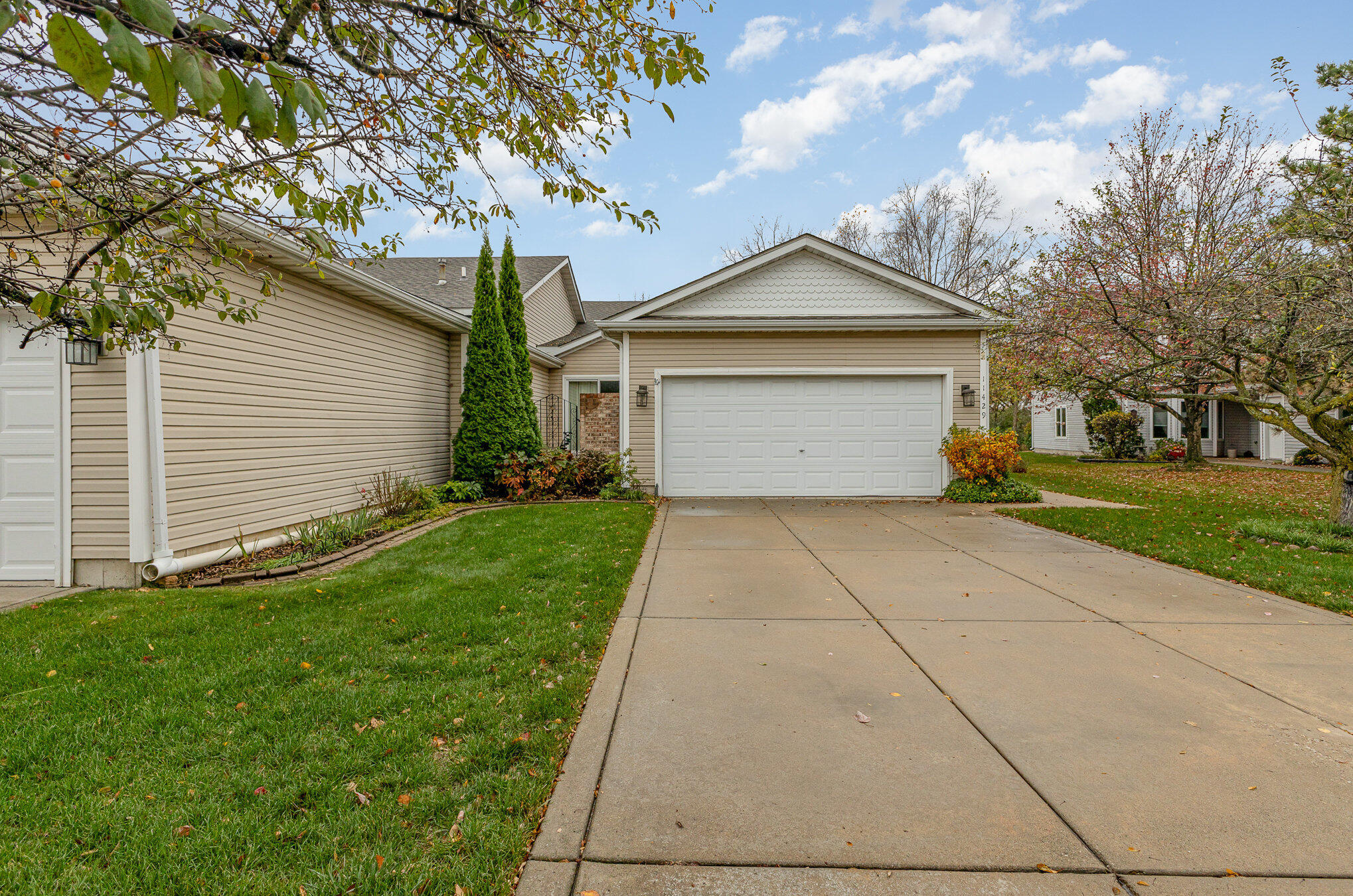 11429 Valley Drive
