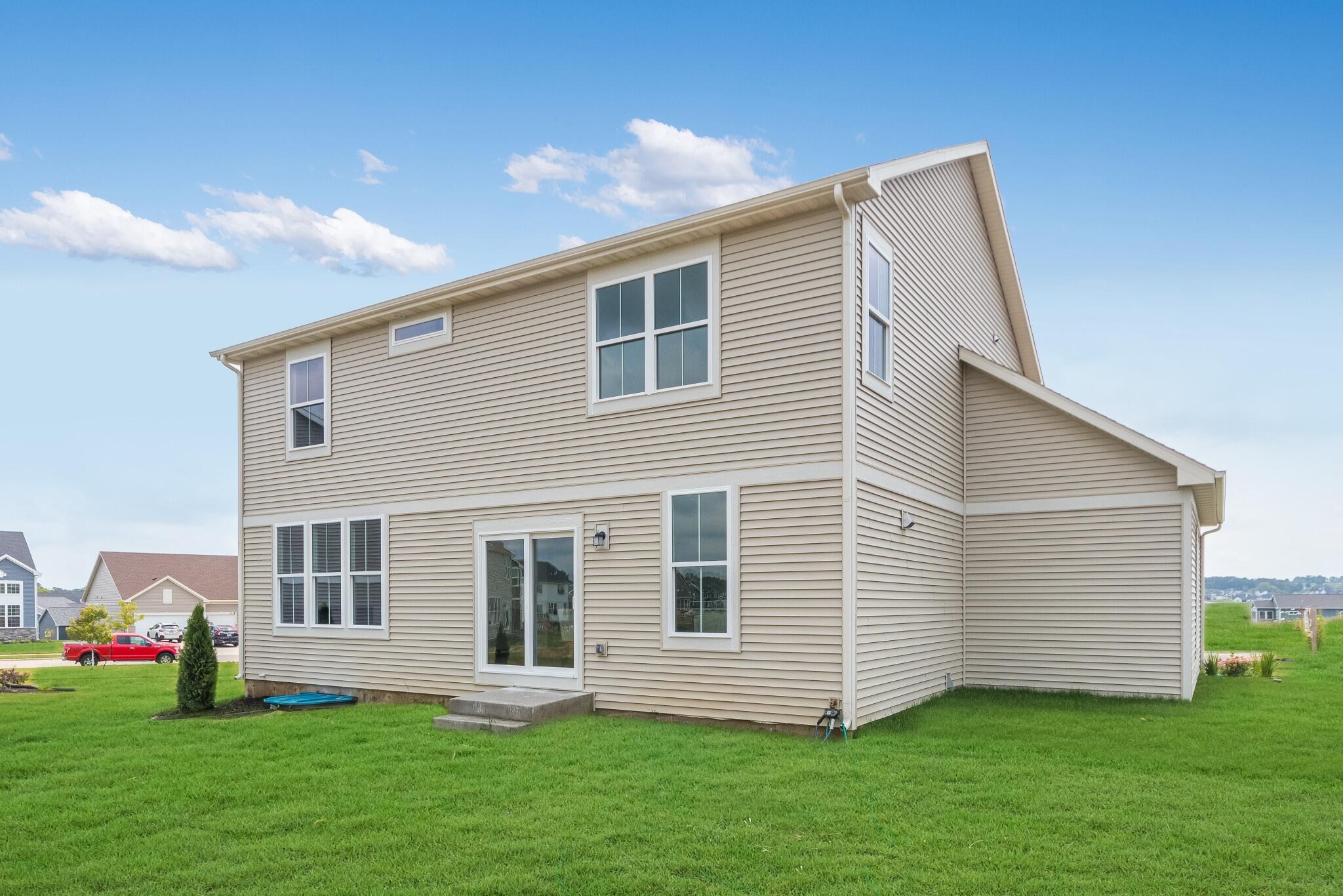 11295 Green Place