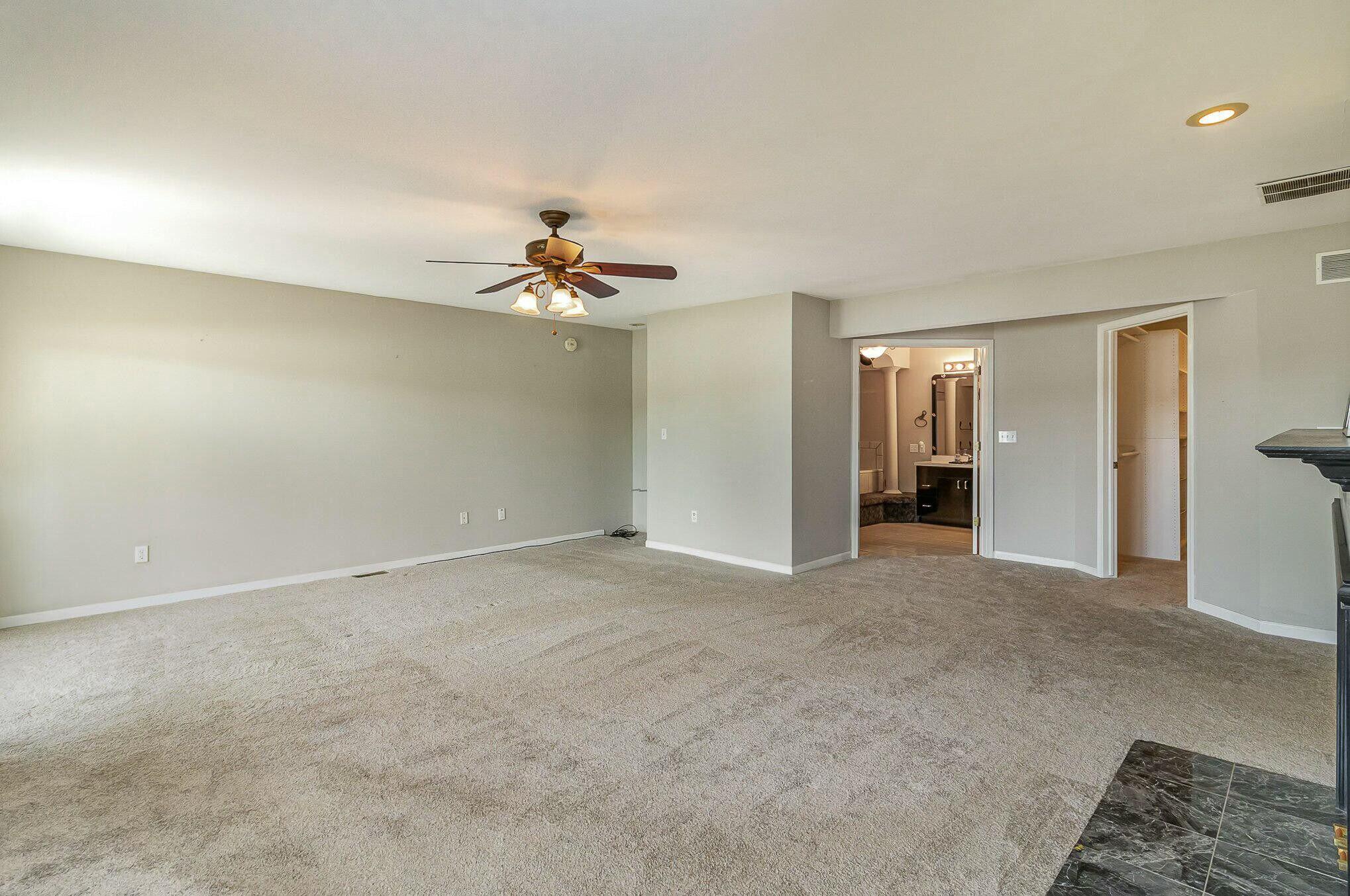 5040 Spinnaker Lane A