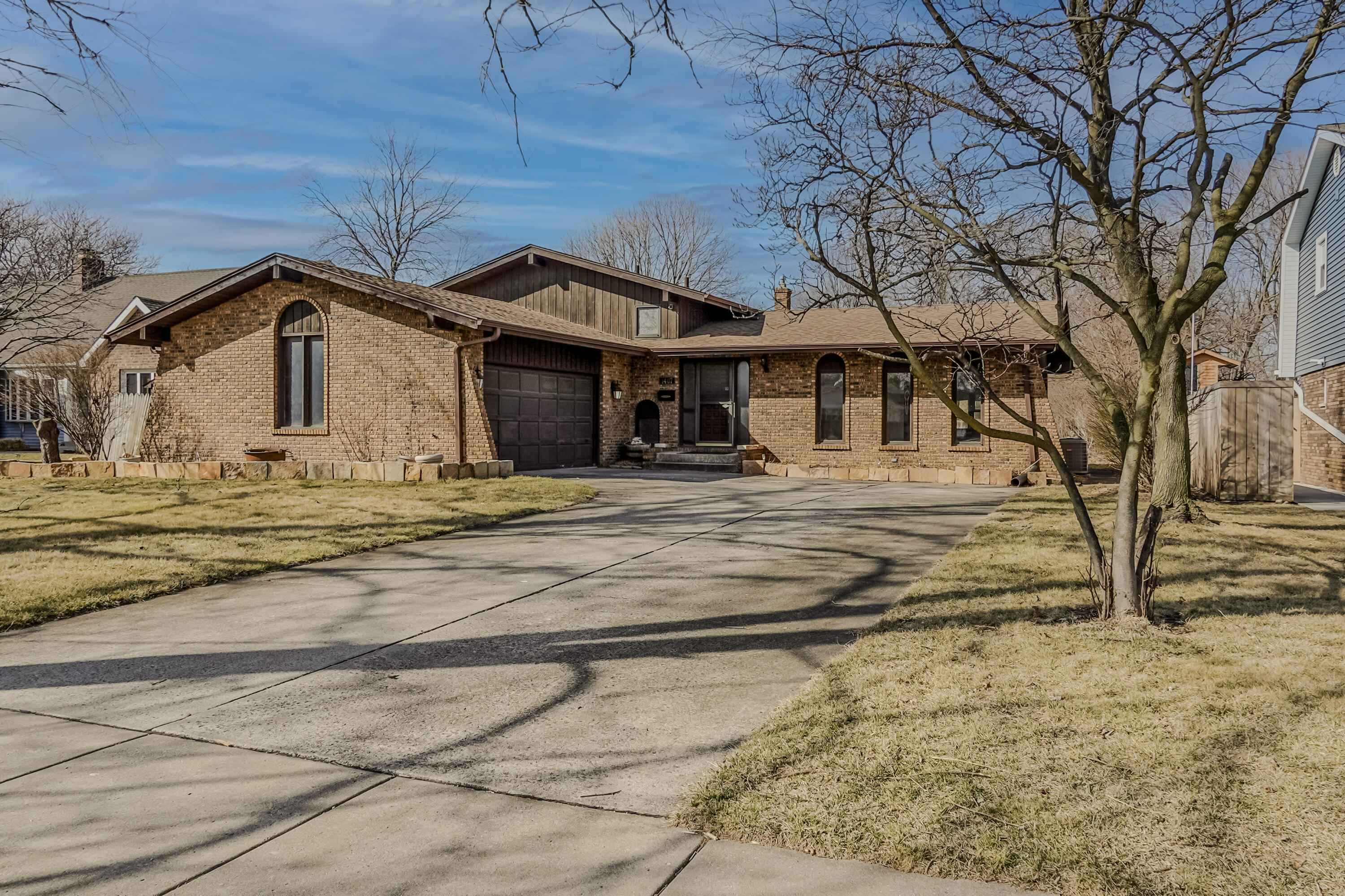 1407 Oriole Drive