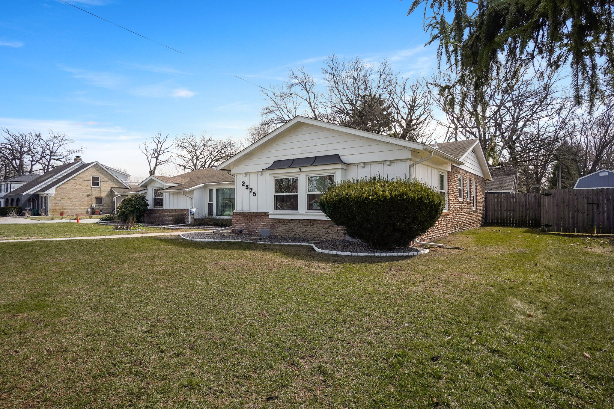 2575 W 65th Avenue
