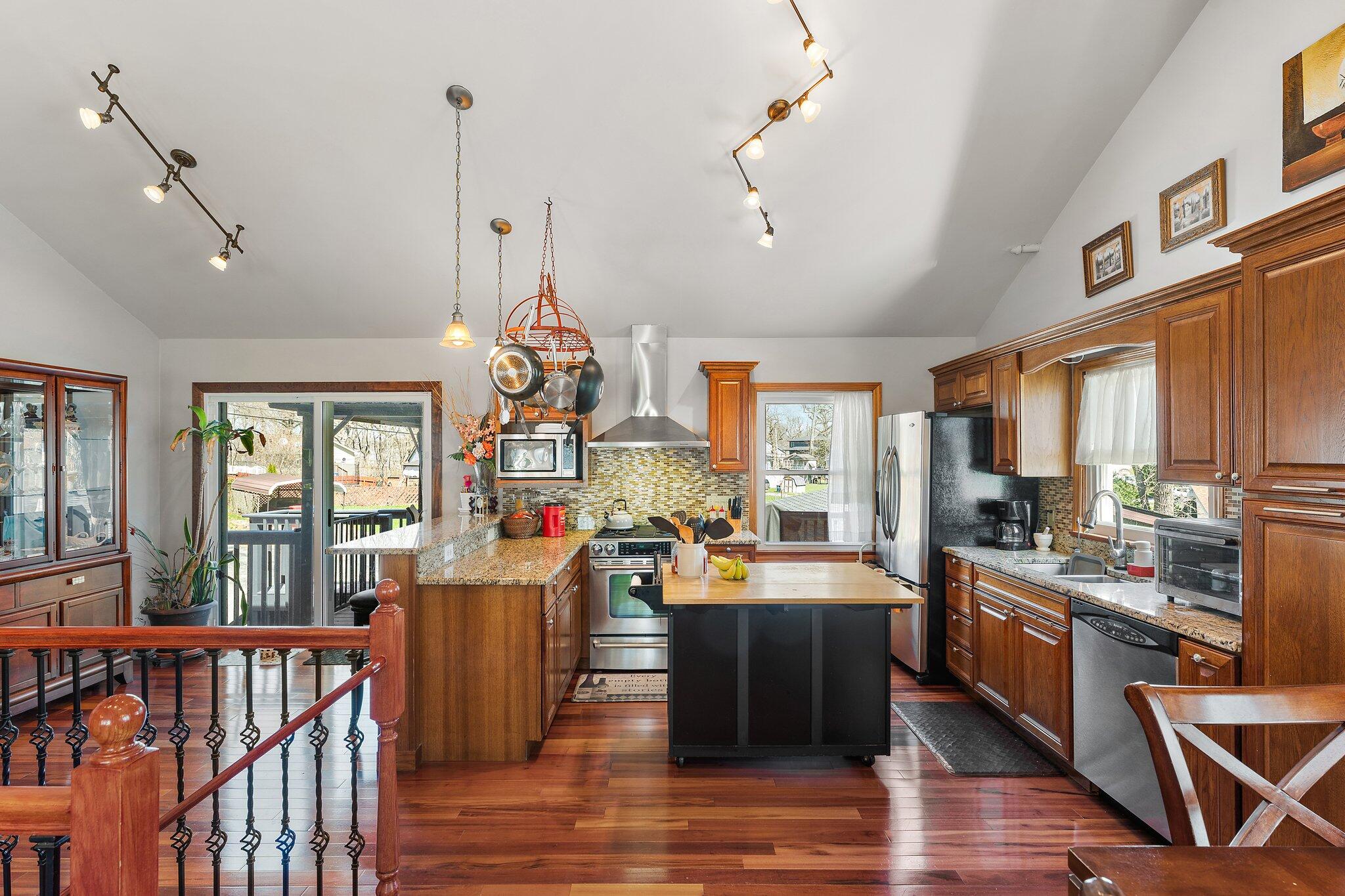 13611 Cedar Street