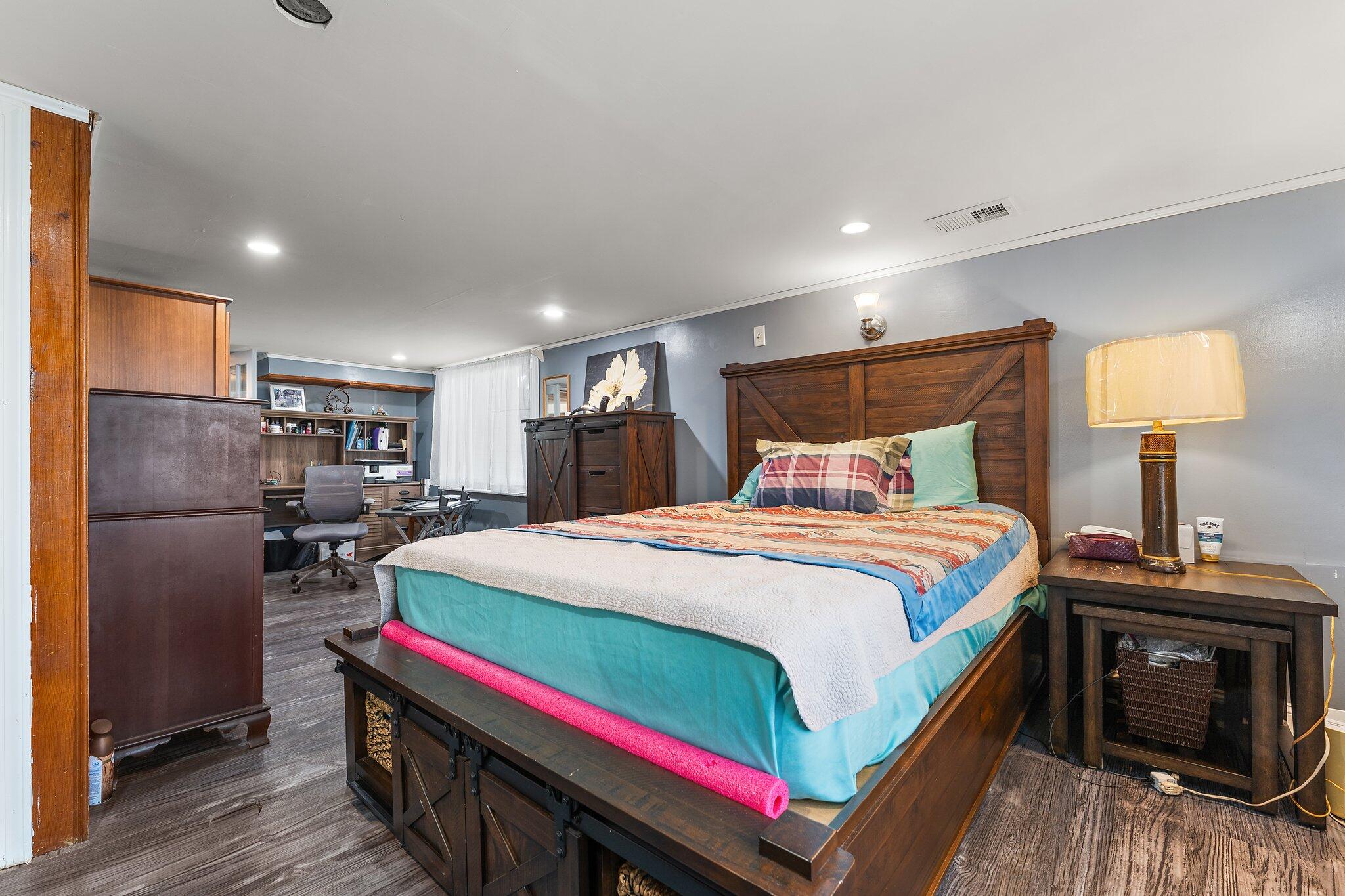 13611 Cedar Street