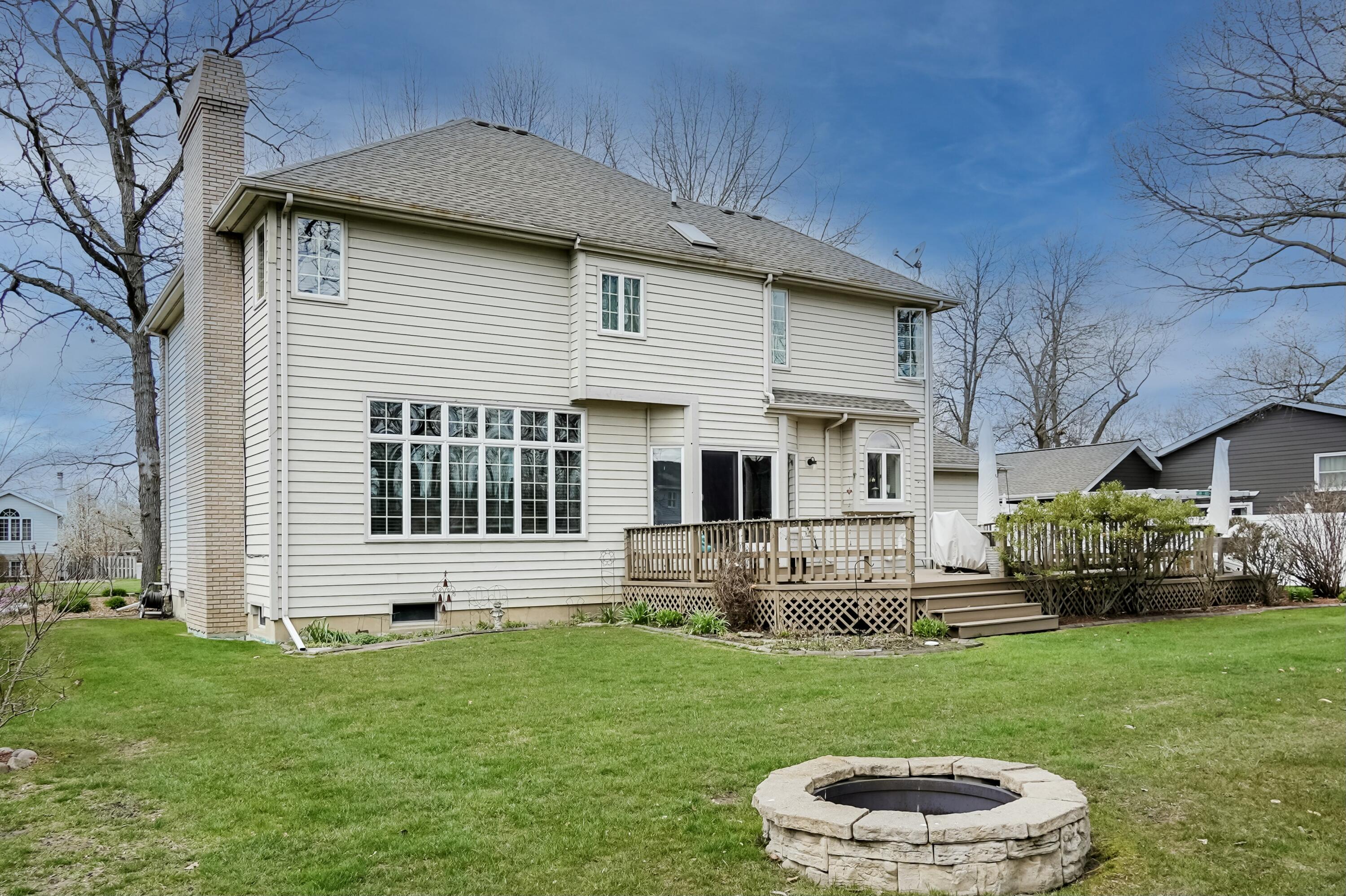 7541 Foxwood Drive