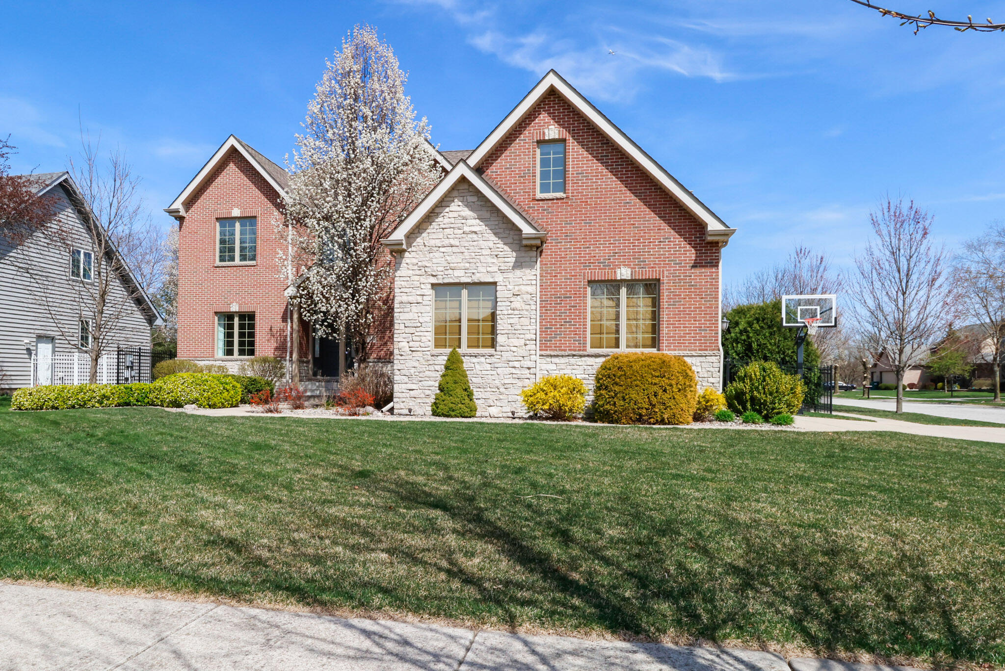 10221 Treadway Road