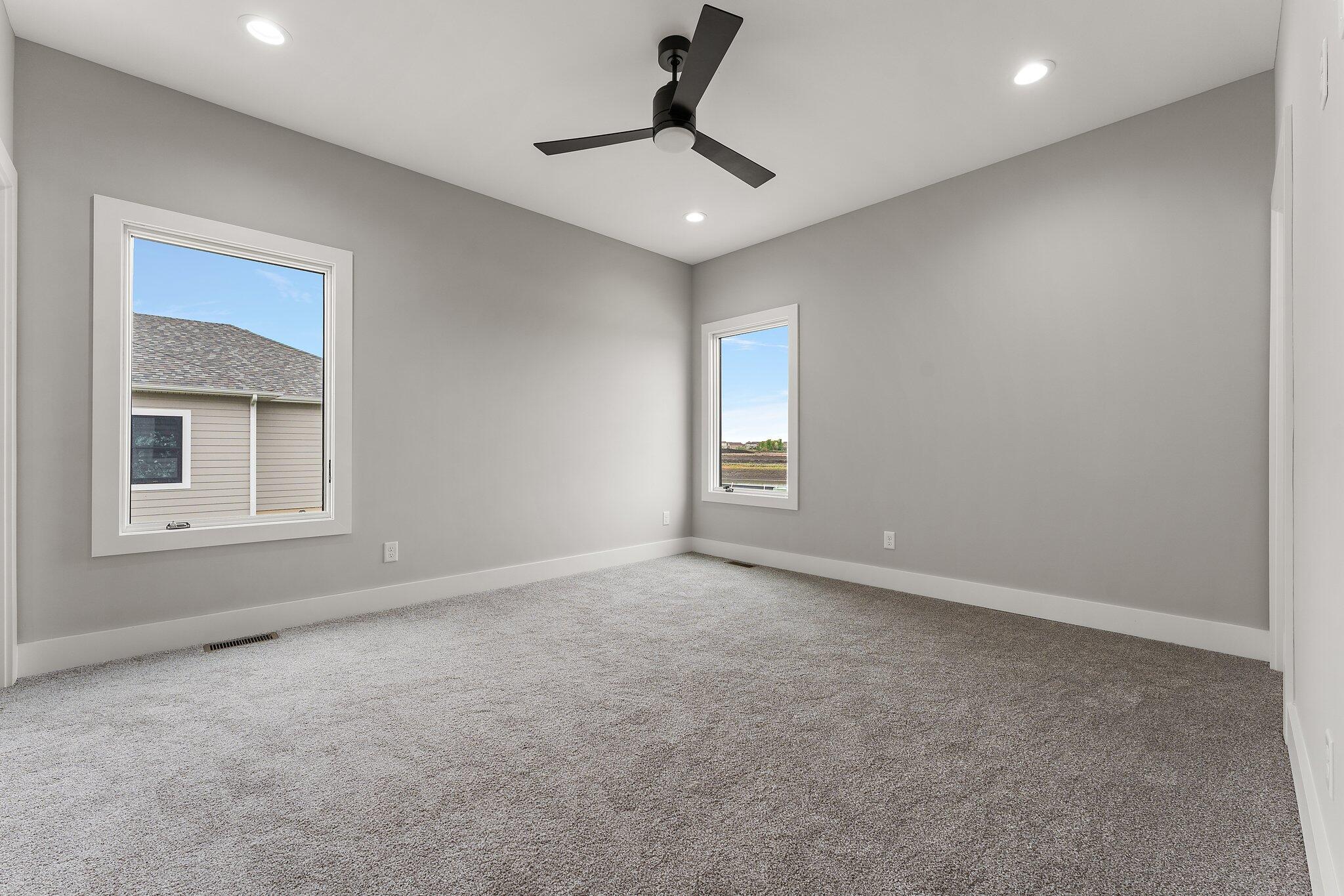 9201 Iris Drive
