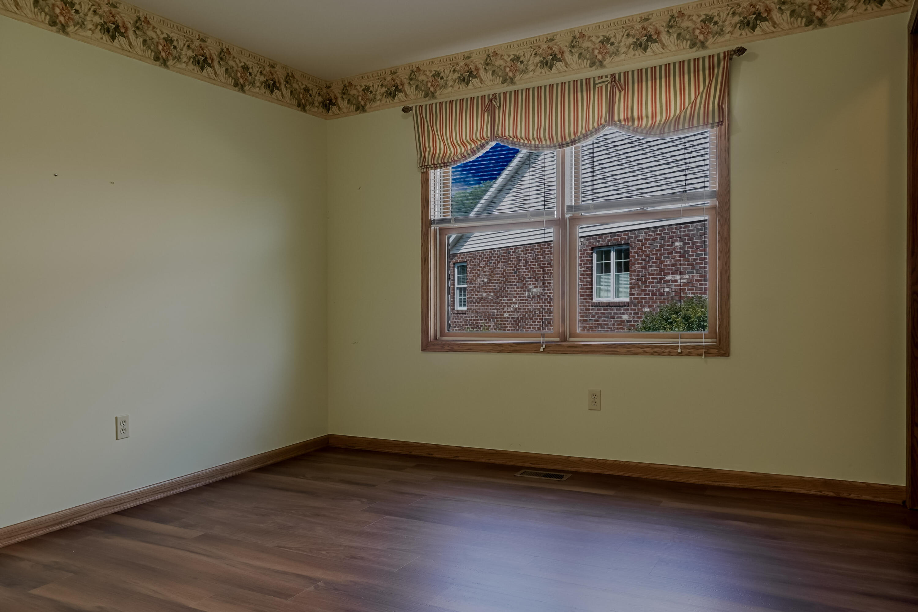 960 Ryan Court