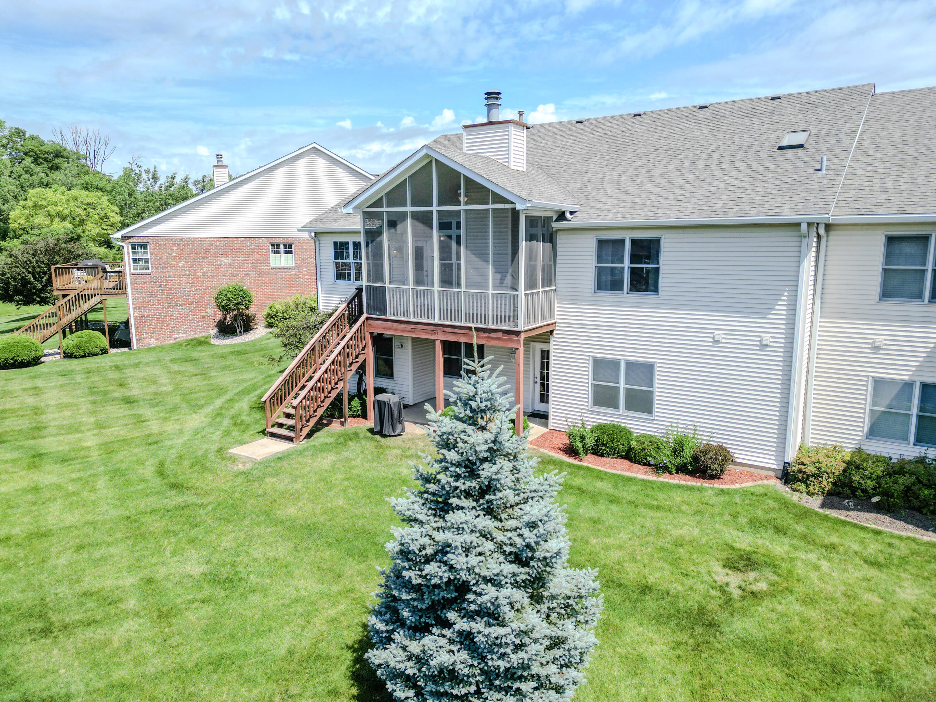 960 Ryan Court
